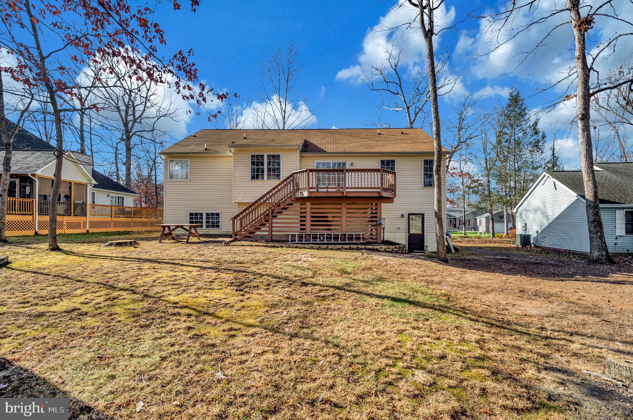 LAKE OF THE WOODS - Residential