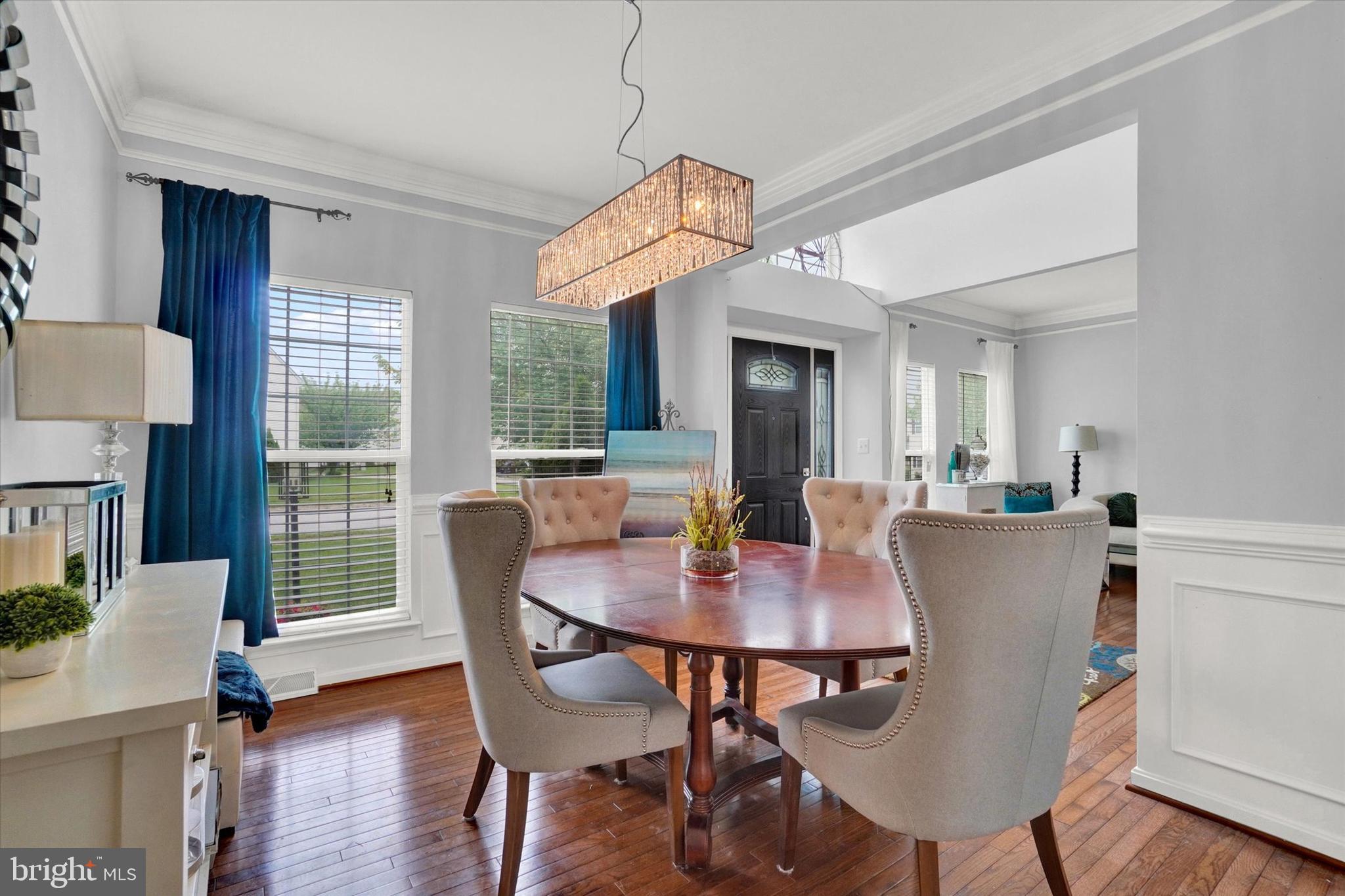 BROWNSTONE MANOR - Residential