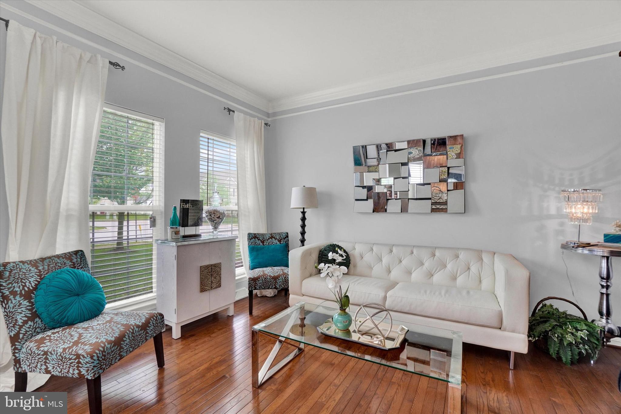 BROWNSTONE MANOR - Residential