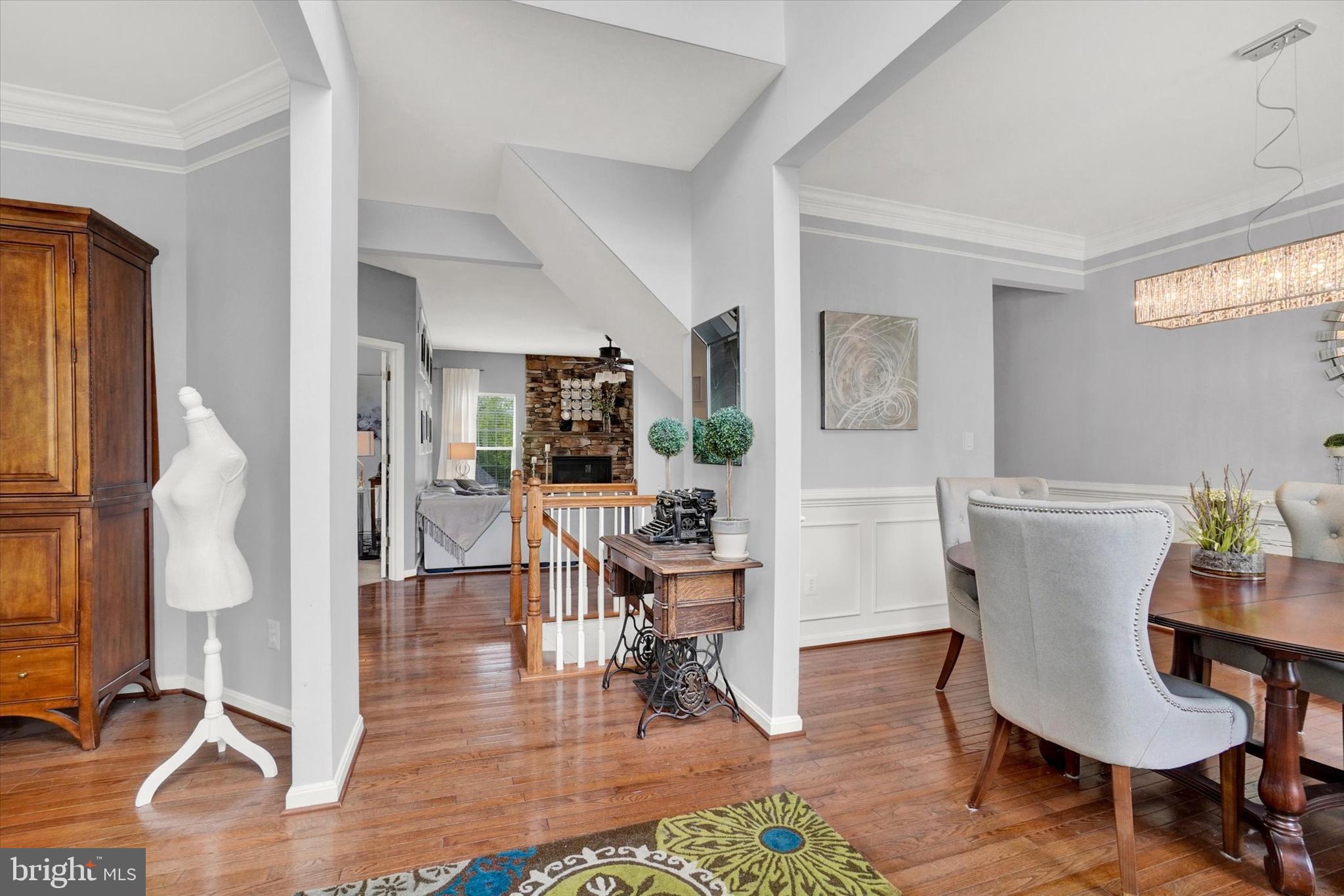 BROWNSTONE MANOR - Residential