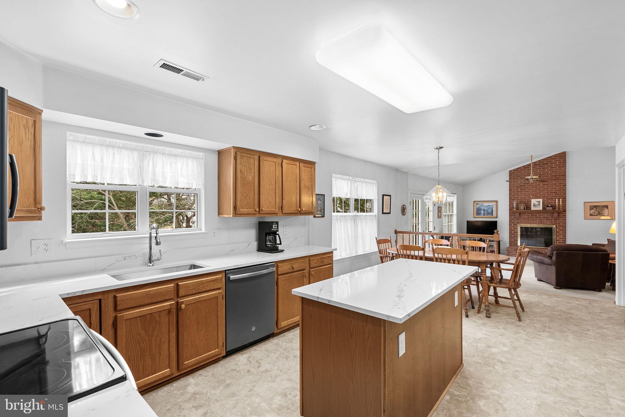 ASHTON DOWNS - Residential