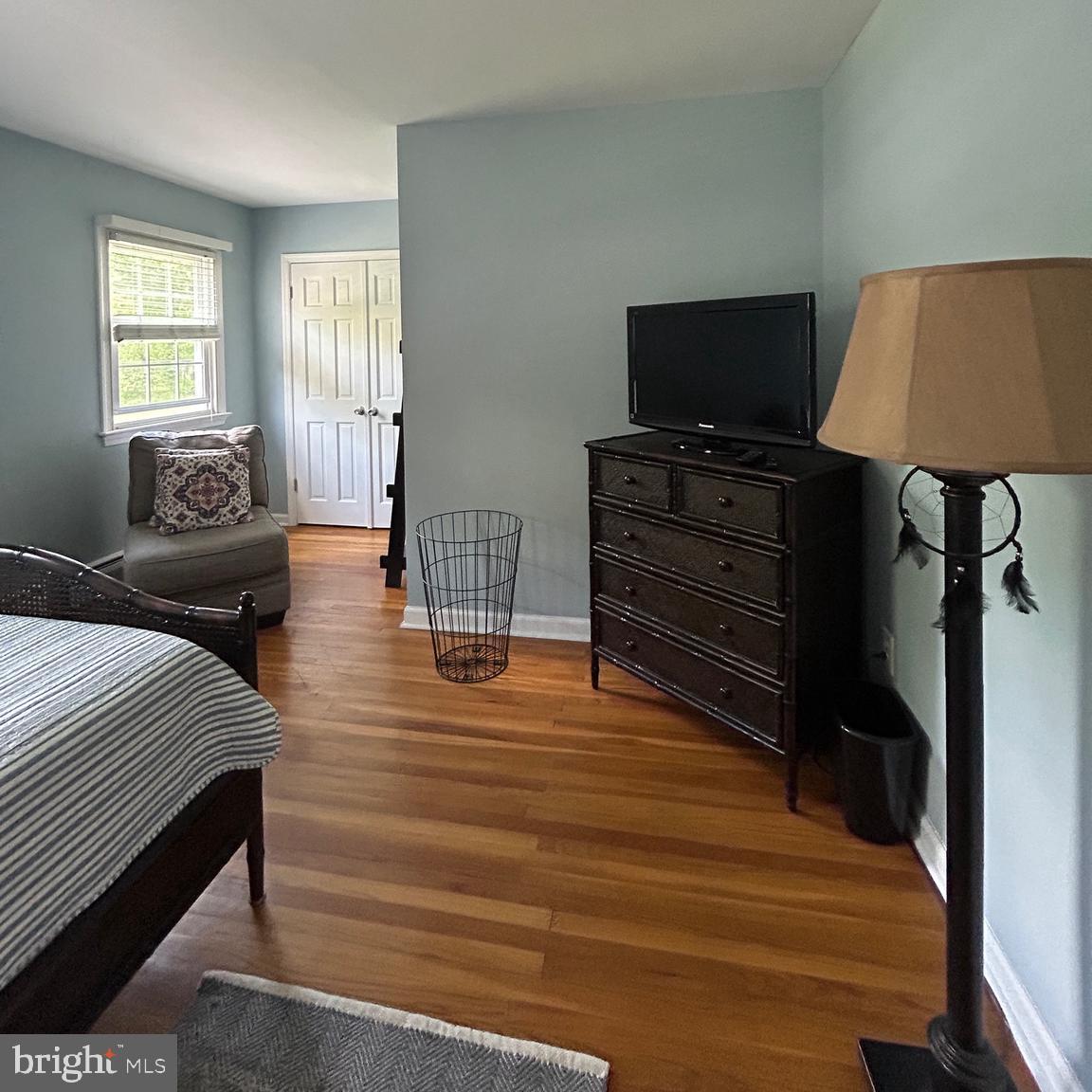 EXECUTIVE ESTATES - Residential