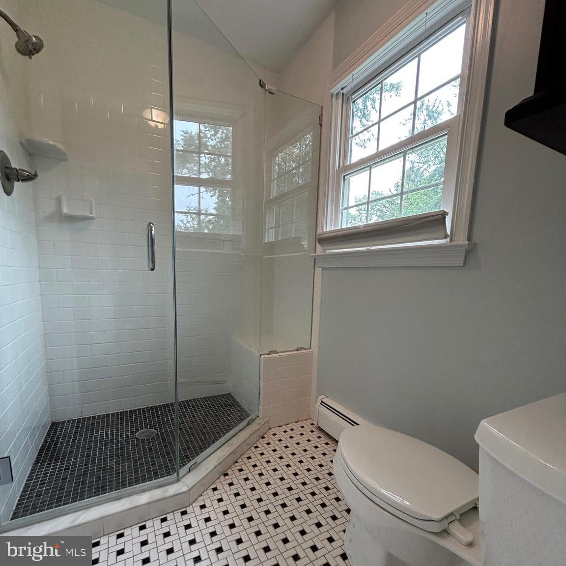 EXECUTIVE ESTATES - Residential