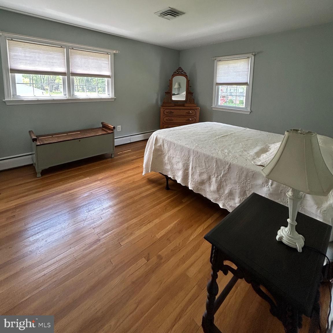 EXECUTIVE ESTATES - Residential