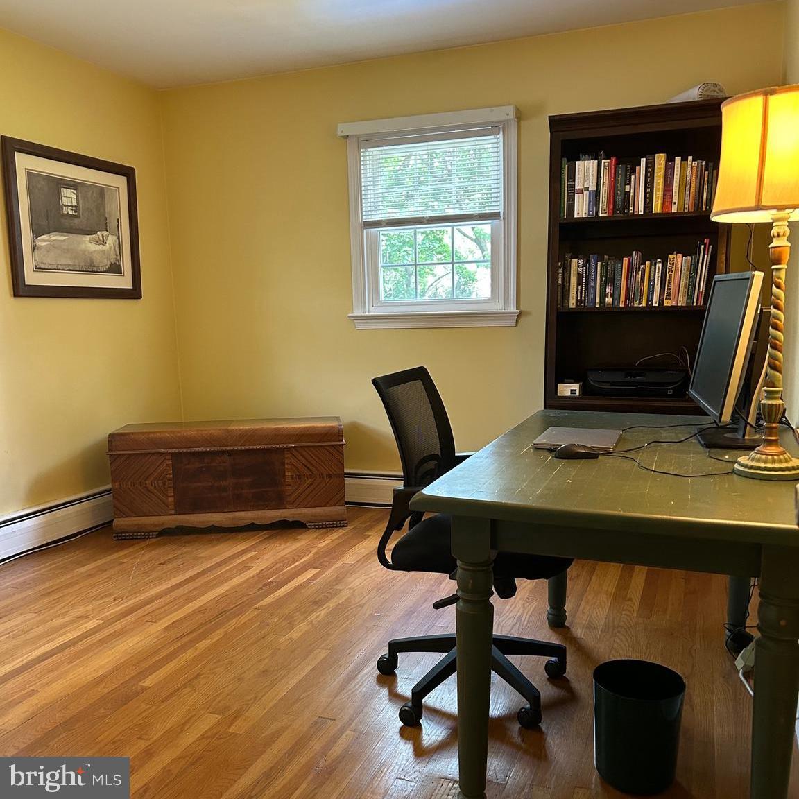 EXECUTIVE ESTATES - Residential