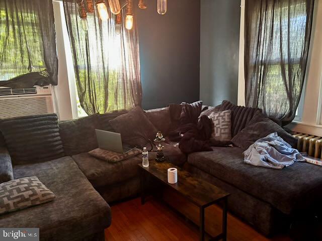 3708 WOODBINE AVENUE