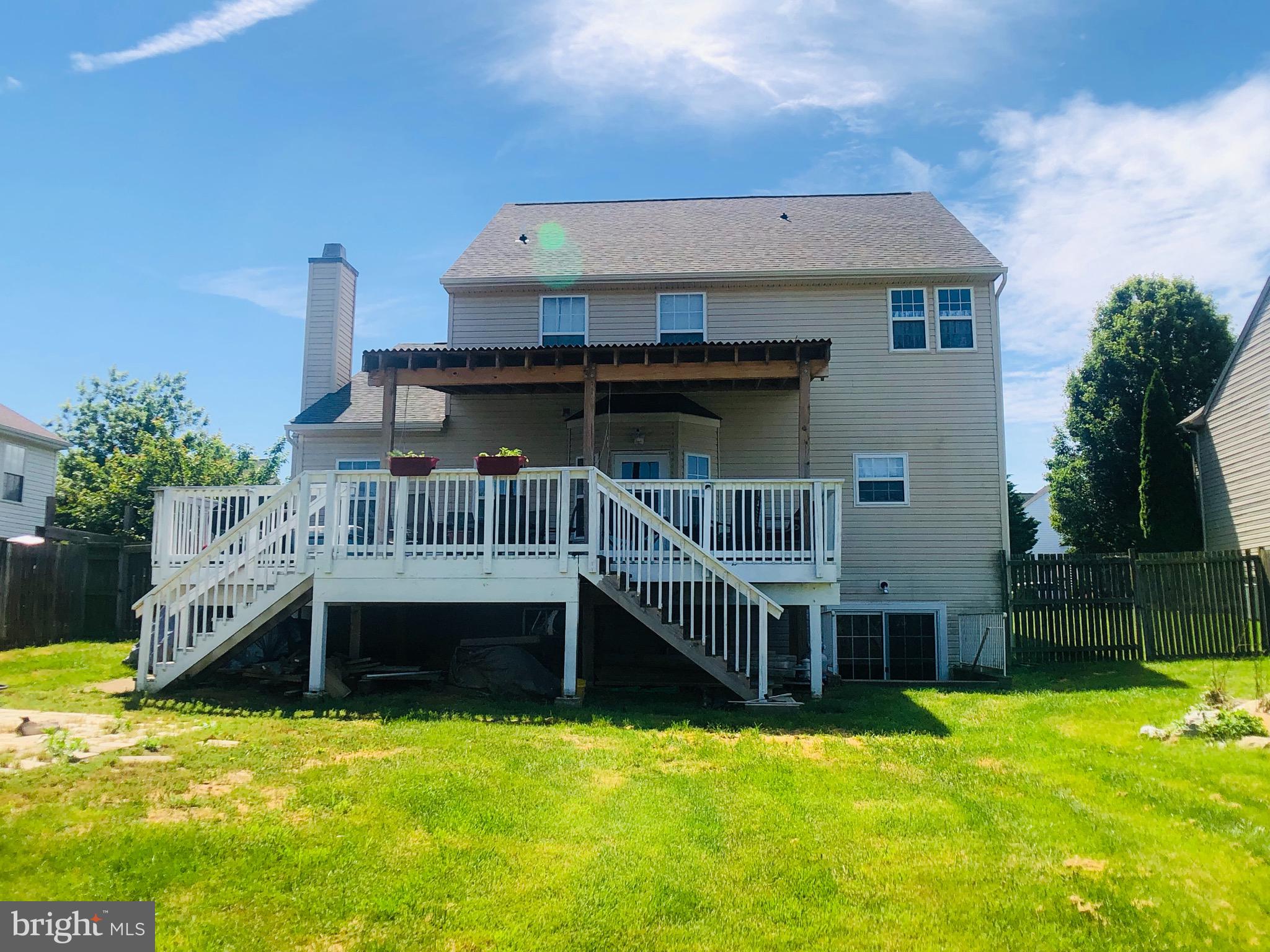 HILLSIDE - Residential