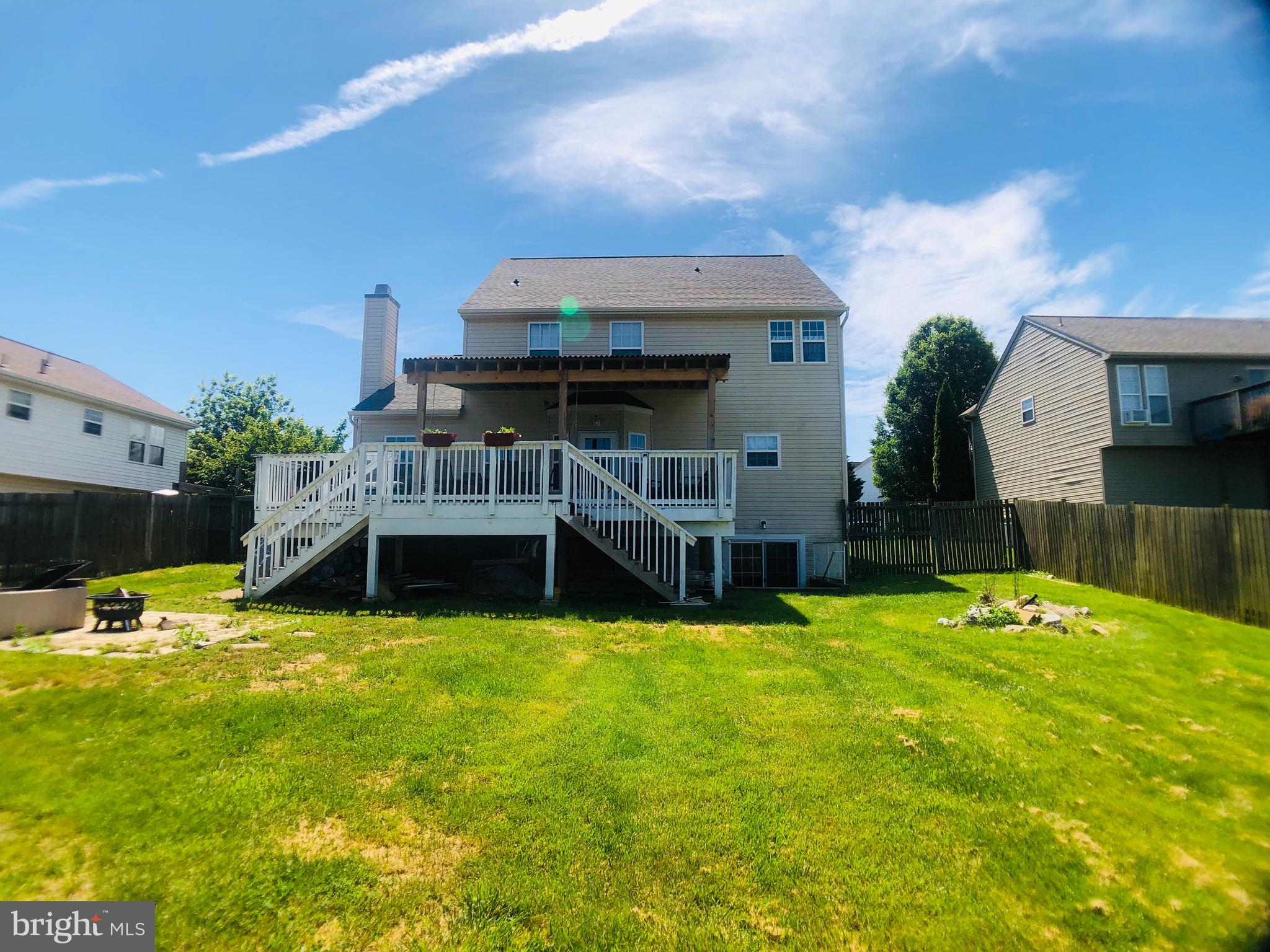 HILLSIDE - Residential