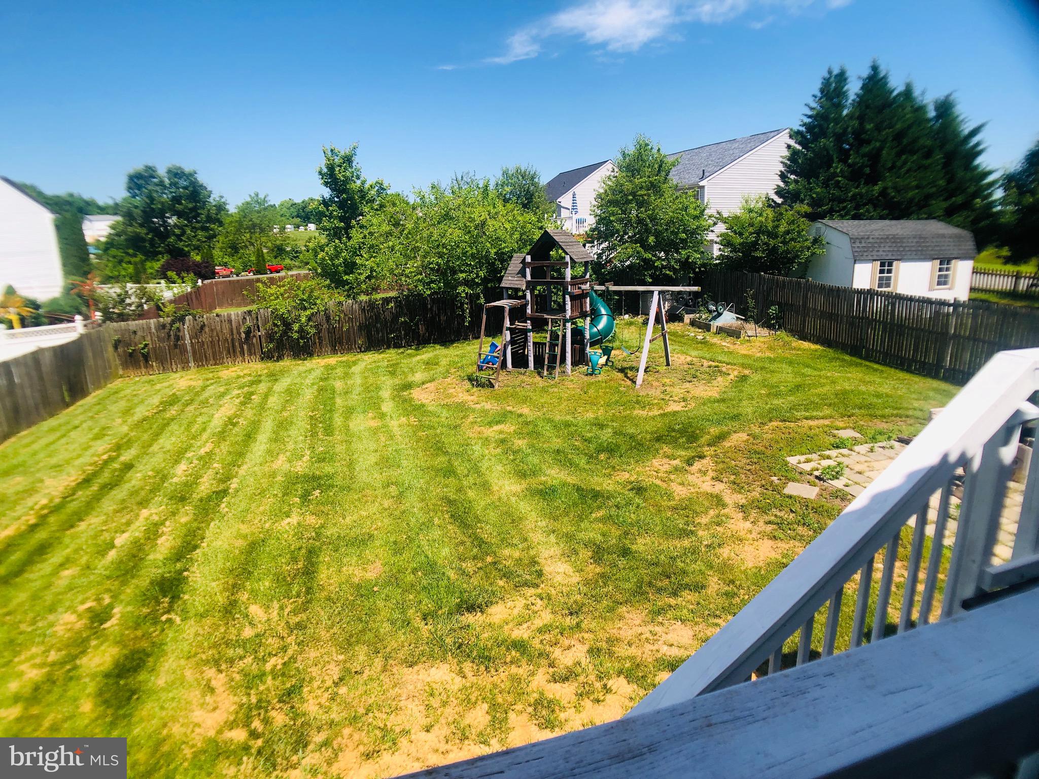 HILLSIDE - Residential