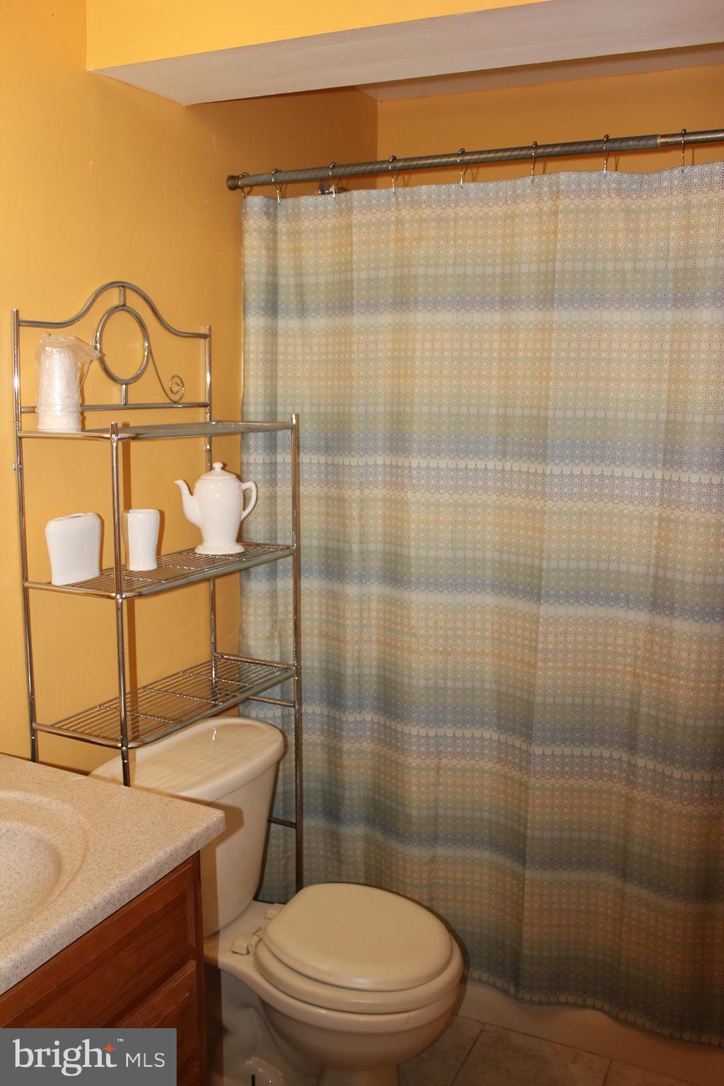 HILLSIDE - Residential