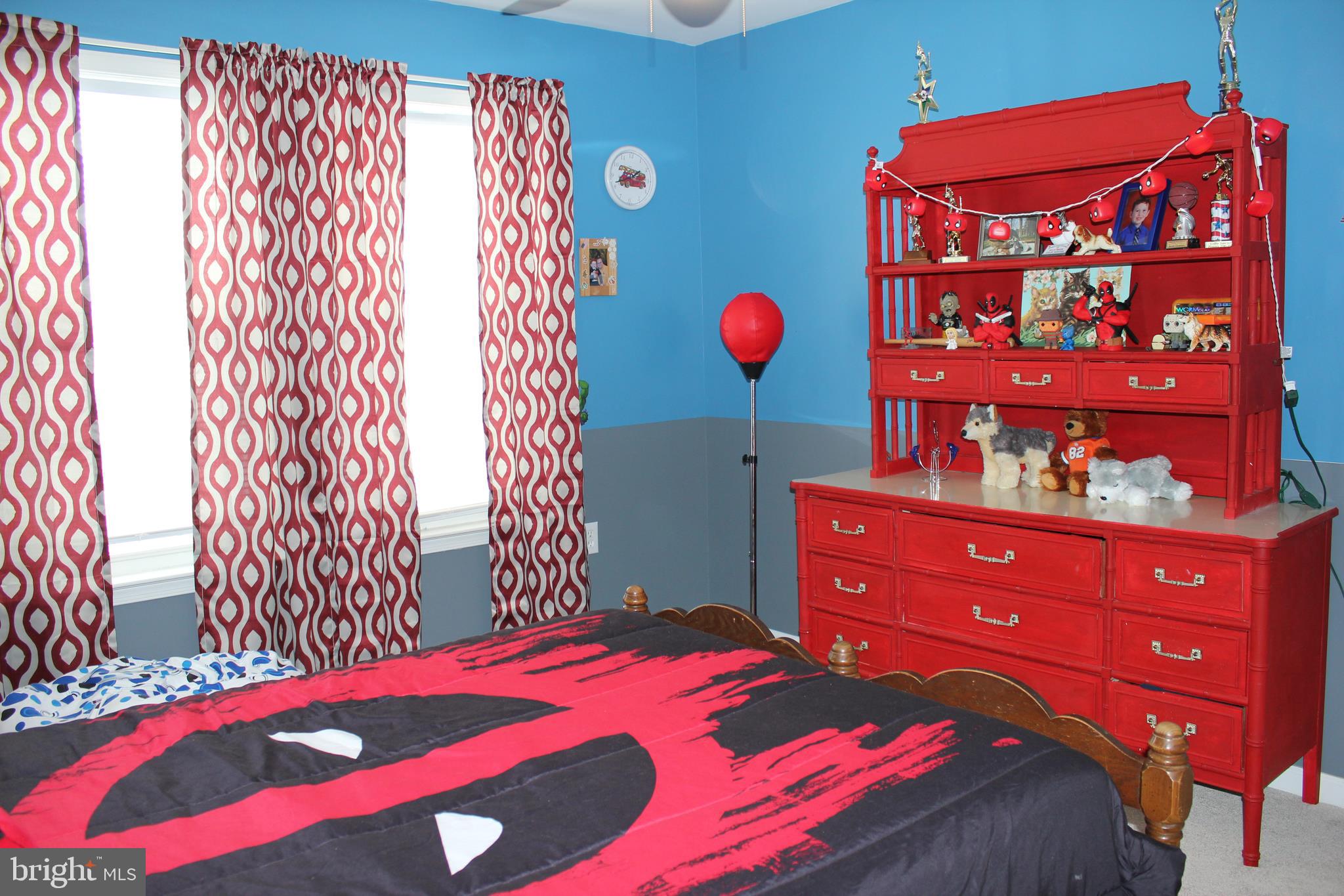 HILLSIDE - Residential