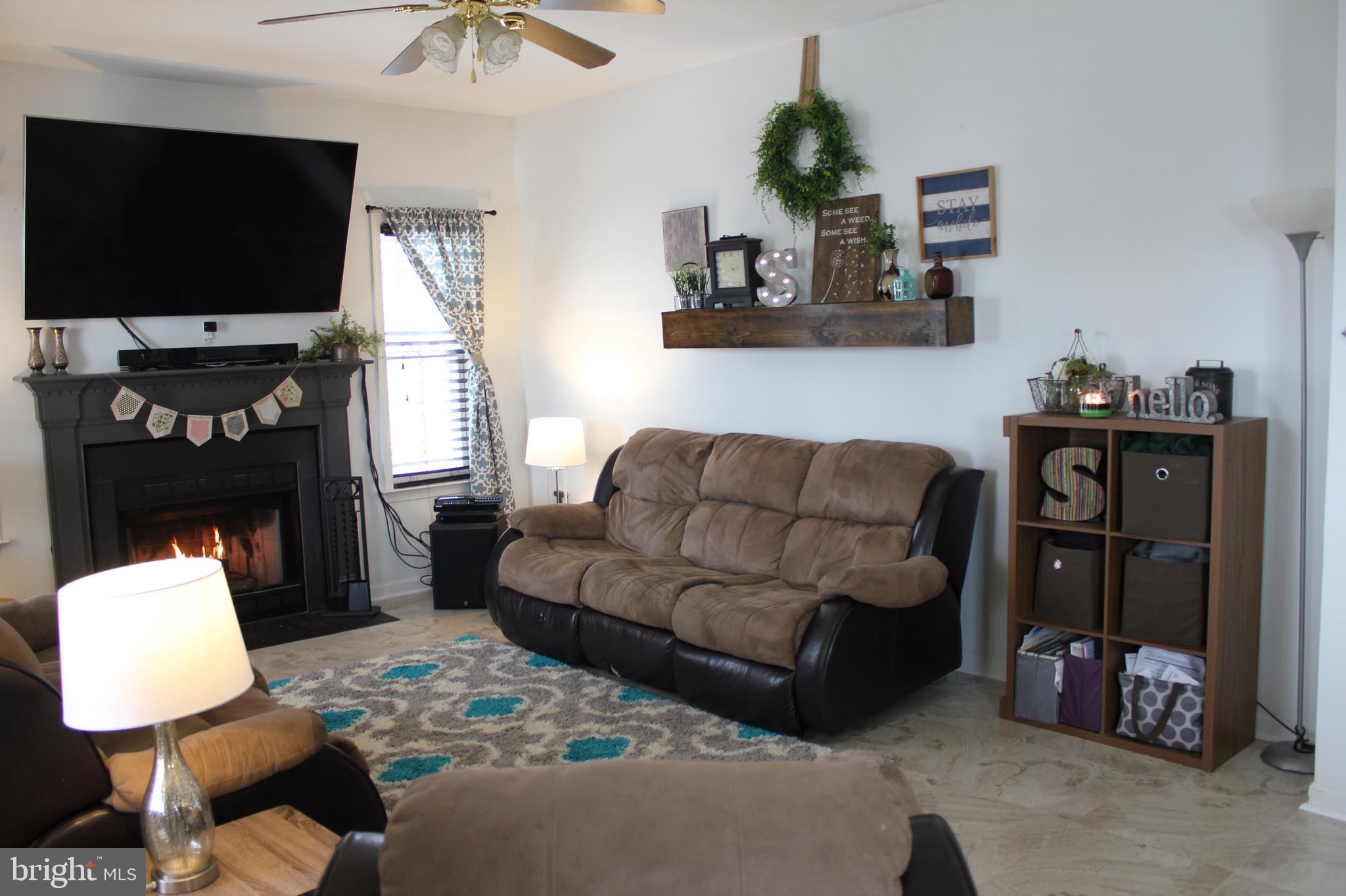 HILLSIDE - Residential