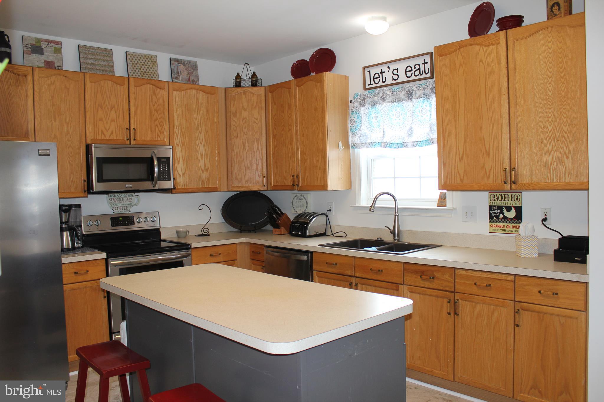 HILLSIDE - Residential