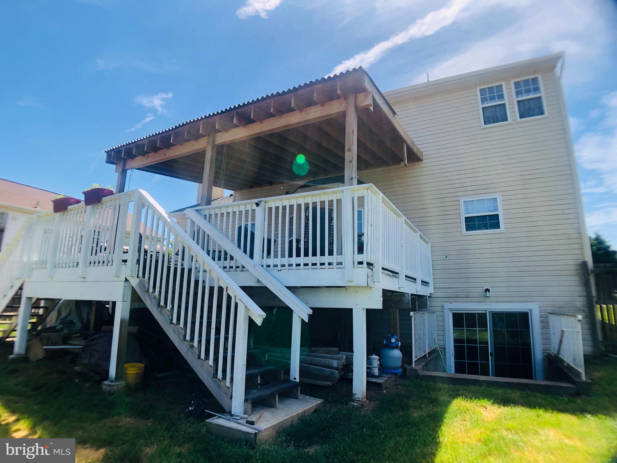 HILLSIDE - Residential