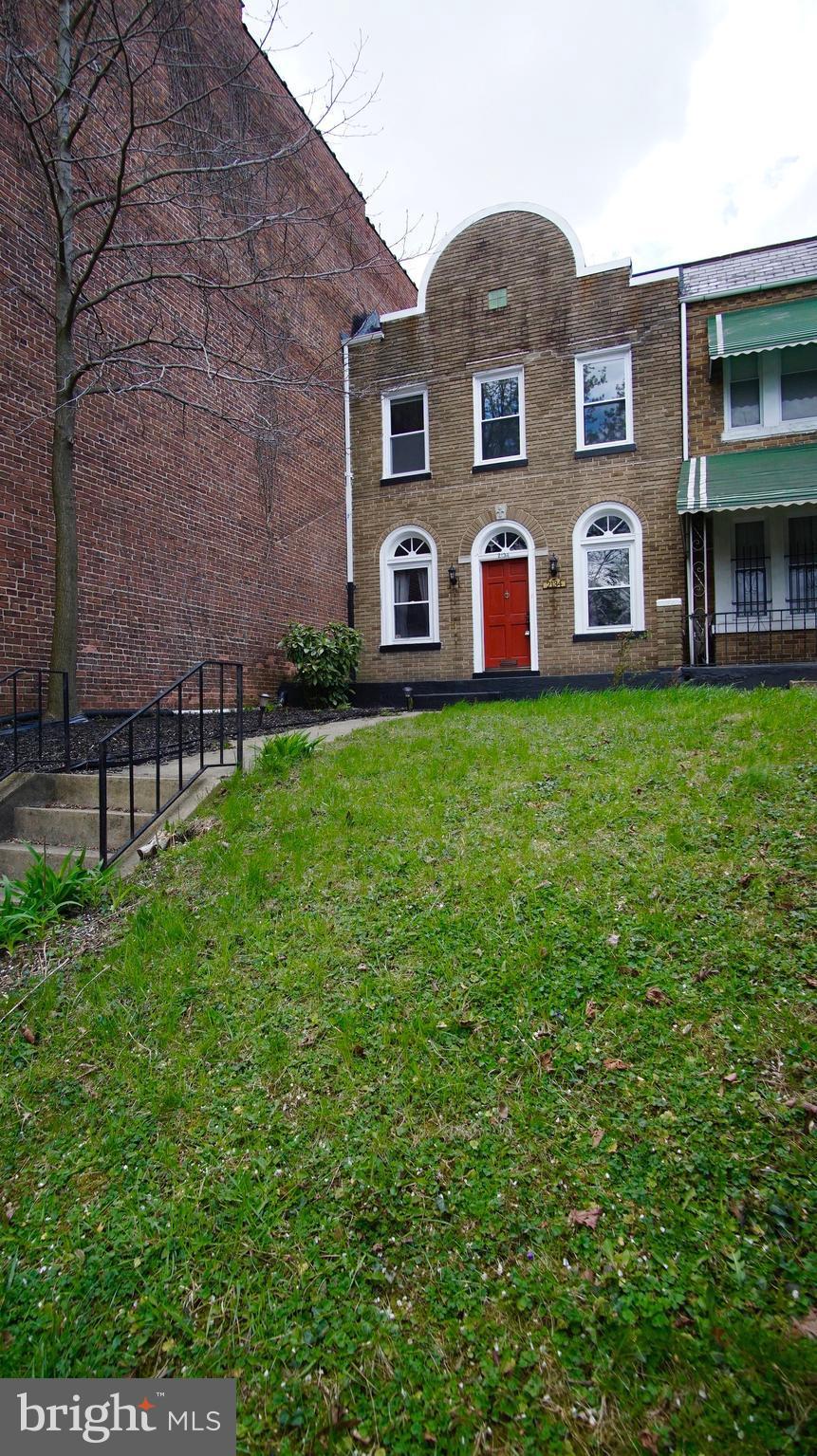 RESERVOIR HILL HISTORIC DISTRICT - Residential