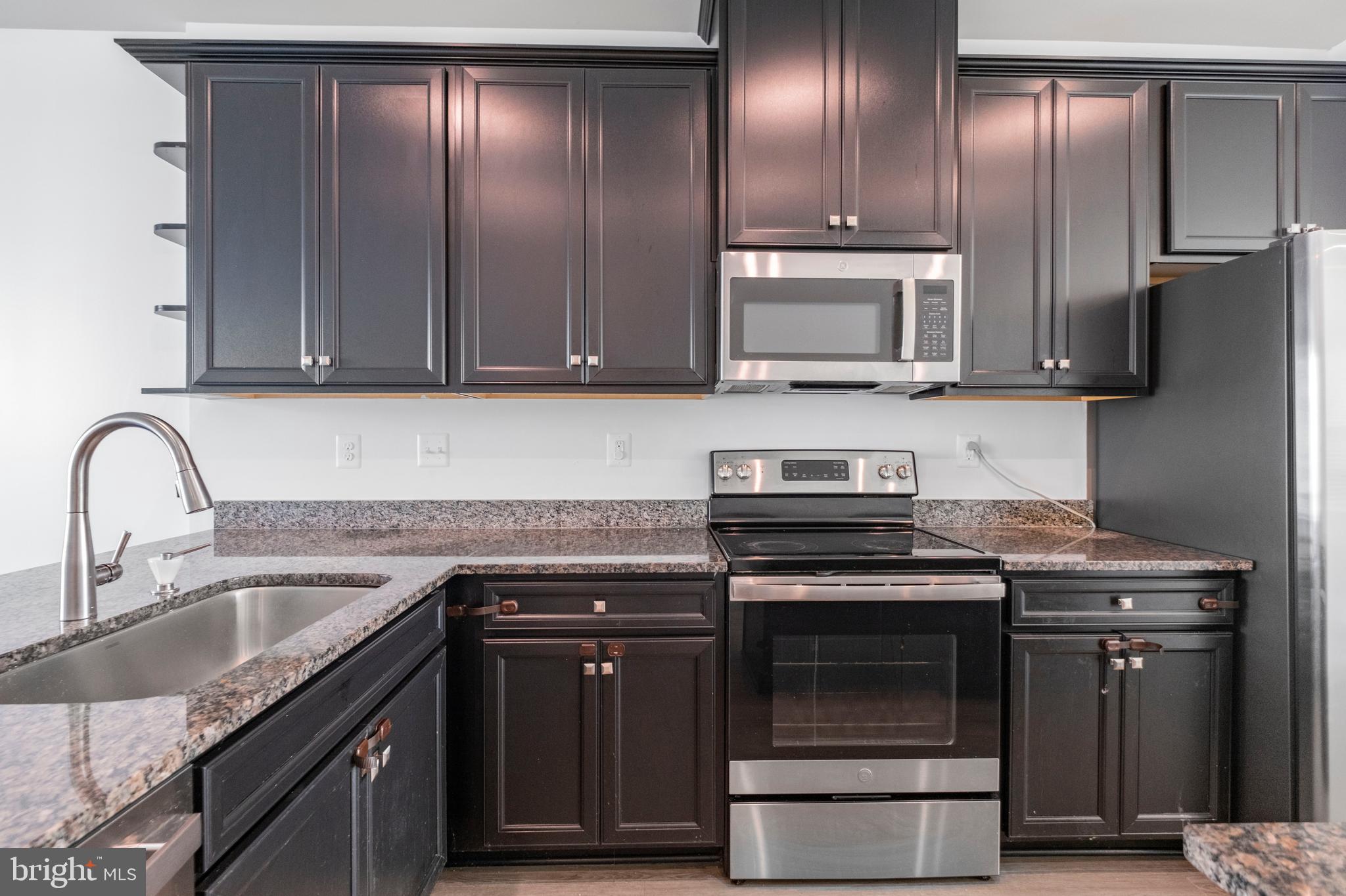 BROOKLYN PARK - Residential Lease