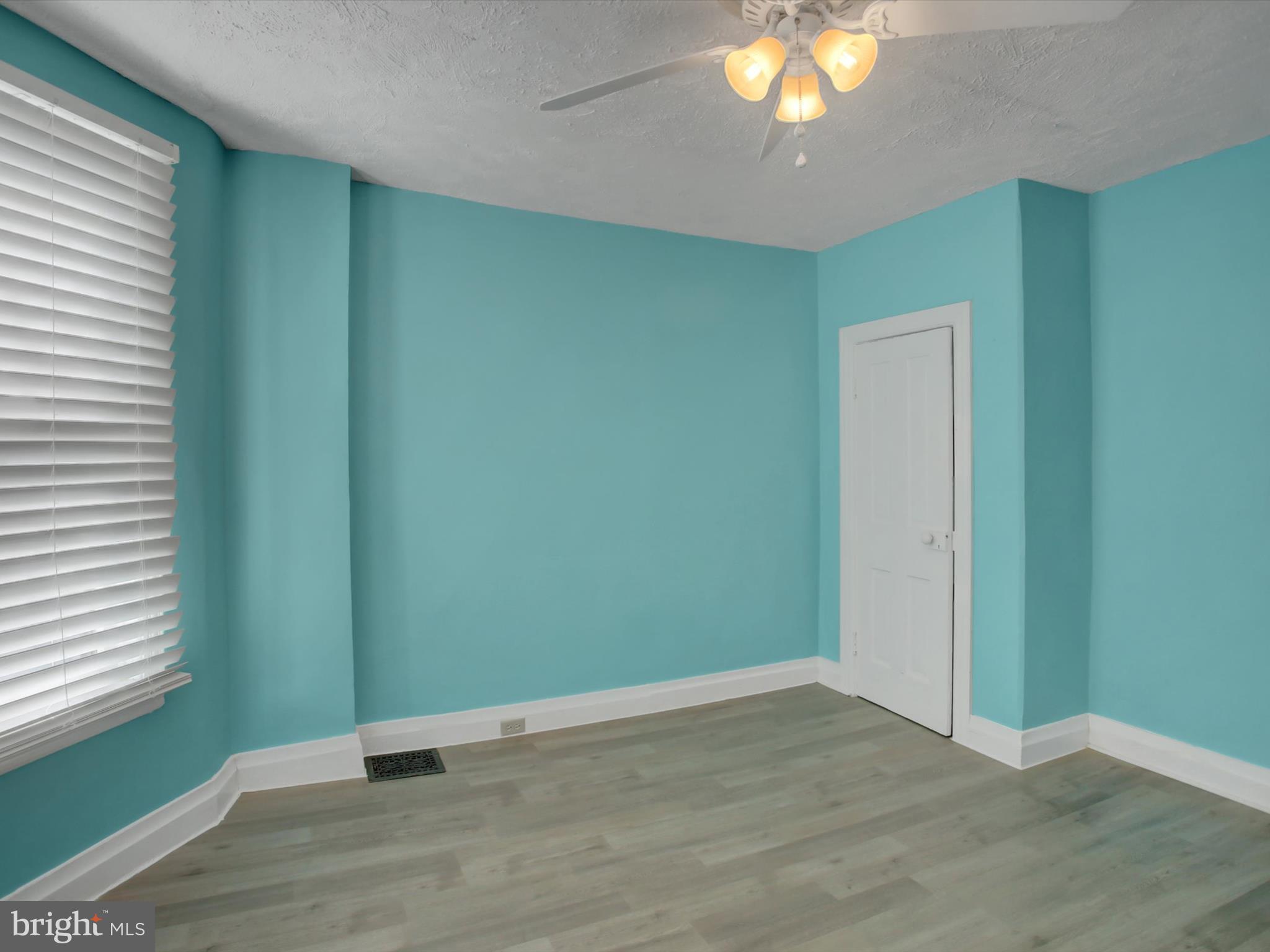 WAYNESBORO - Residential