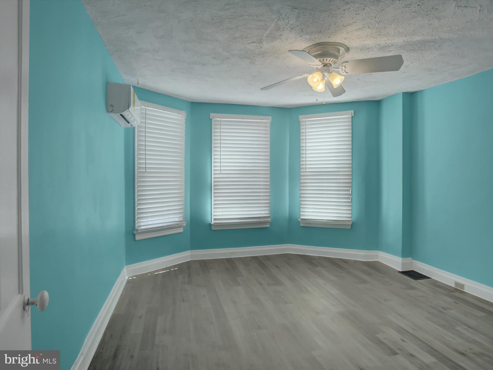 WAYNESBORO - Residential