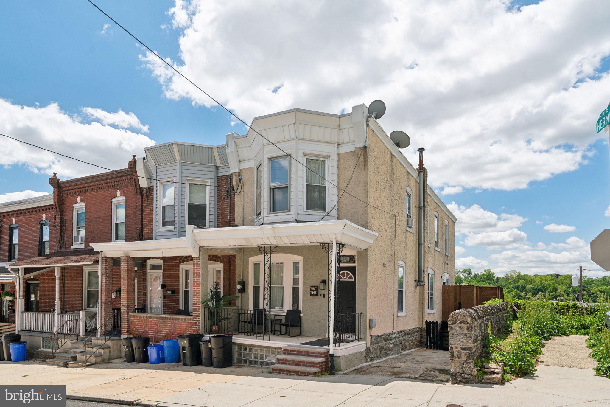 3868 MANAYUNK AVENUE