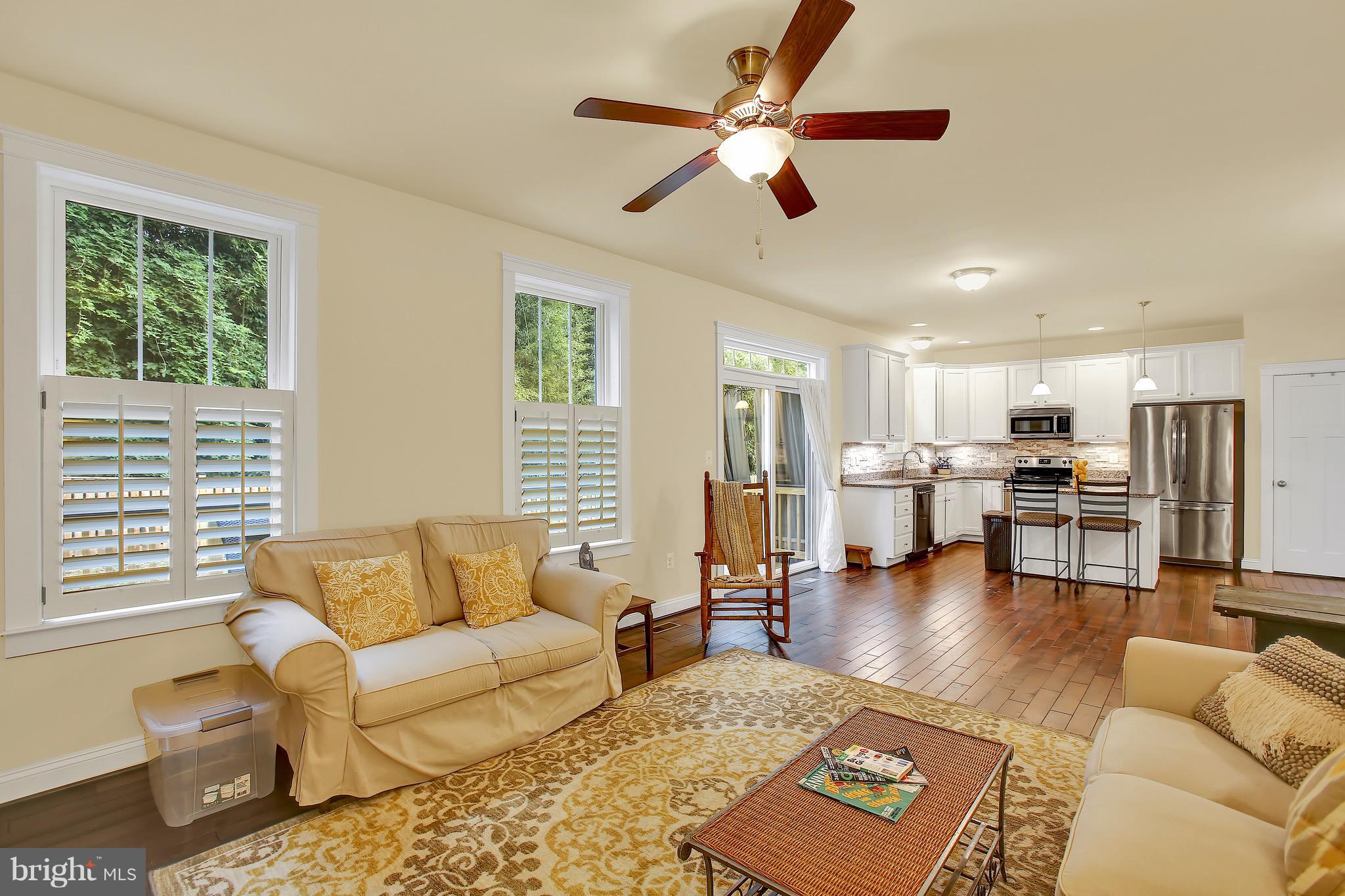 MANHATTAN BEACH - Residential