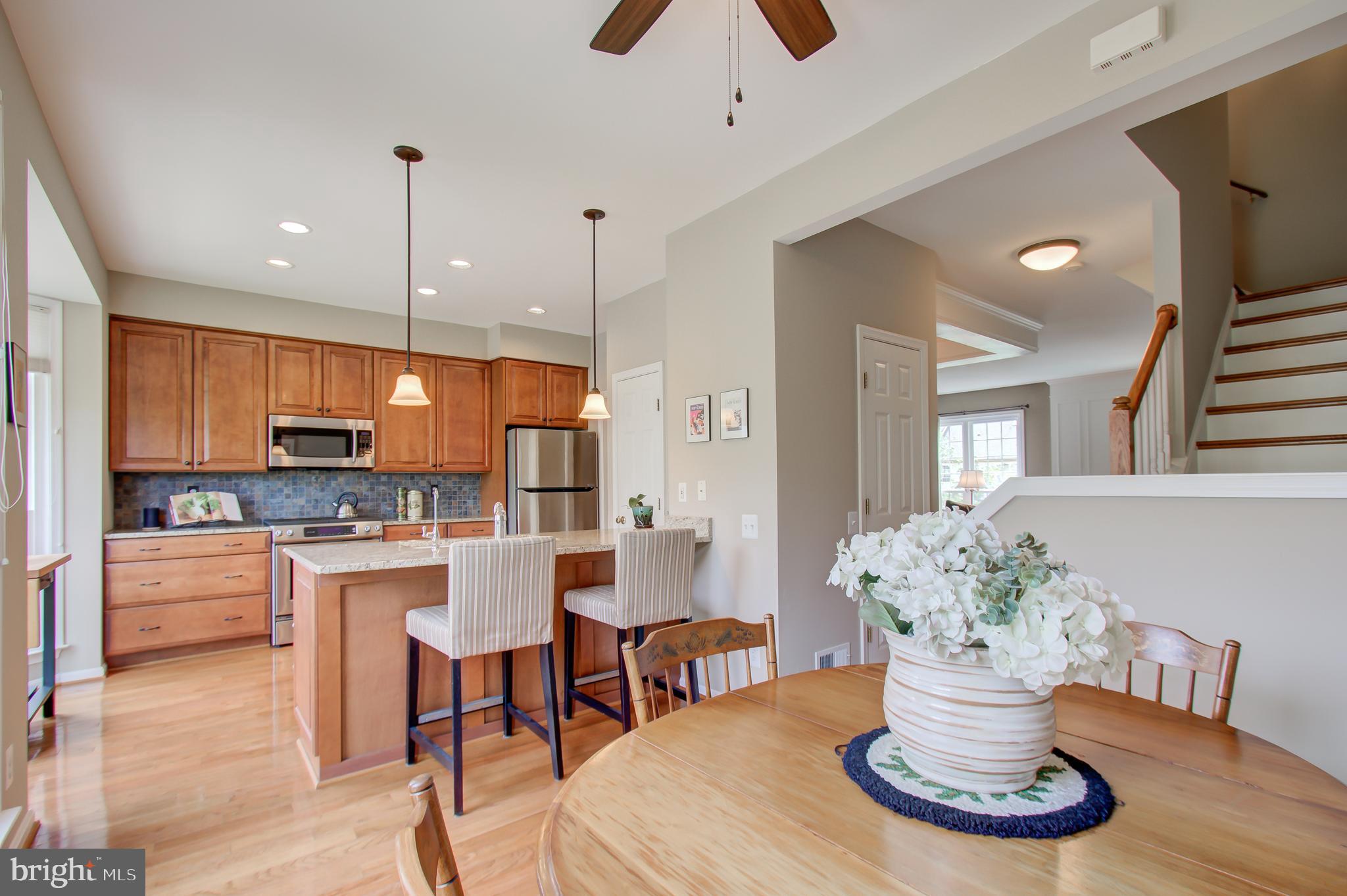 LOWES ISLAND/CASCADES - Residential