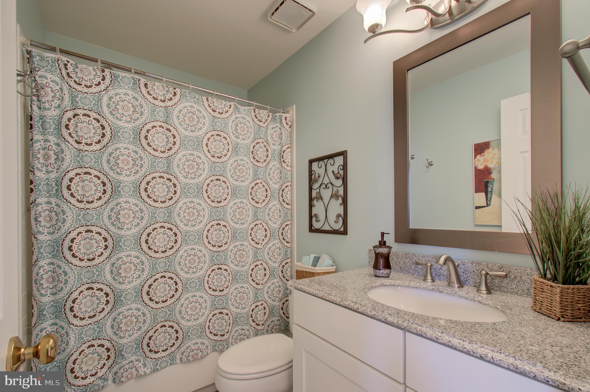 LOWES ISLAND/CASCADES - Residential