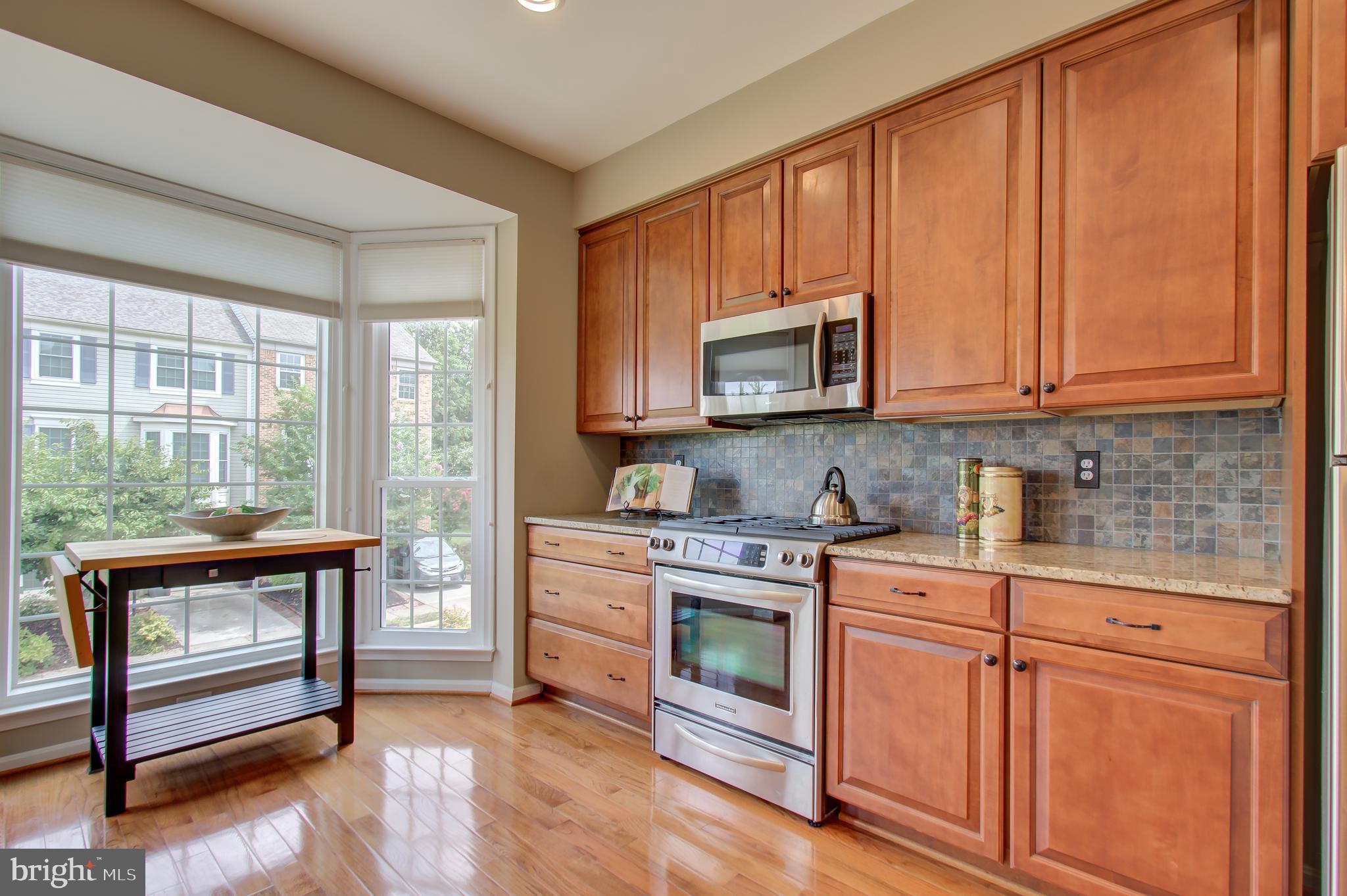 LOWES ISLAND/CASCADES - Residential