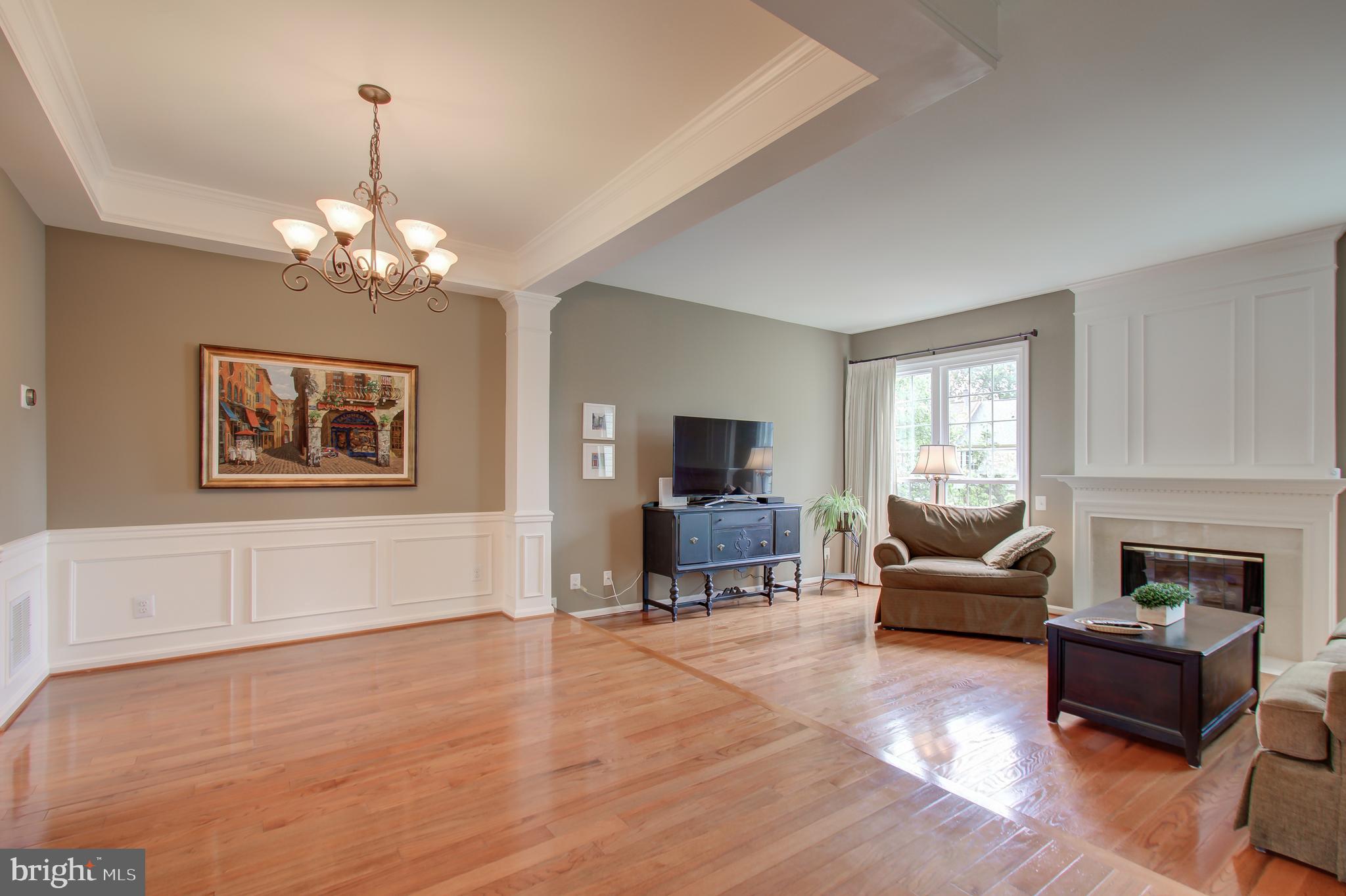 LOWES ISLAND/CASCADES - Residential