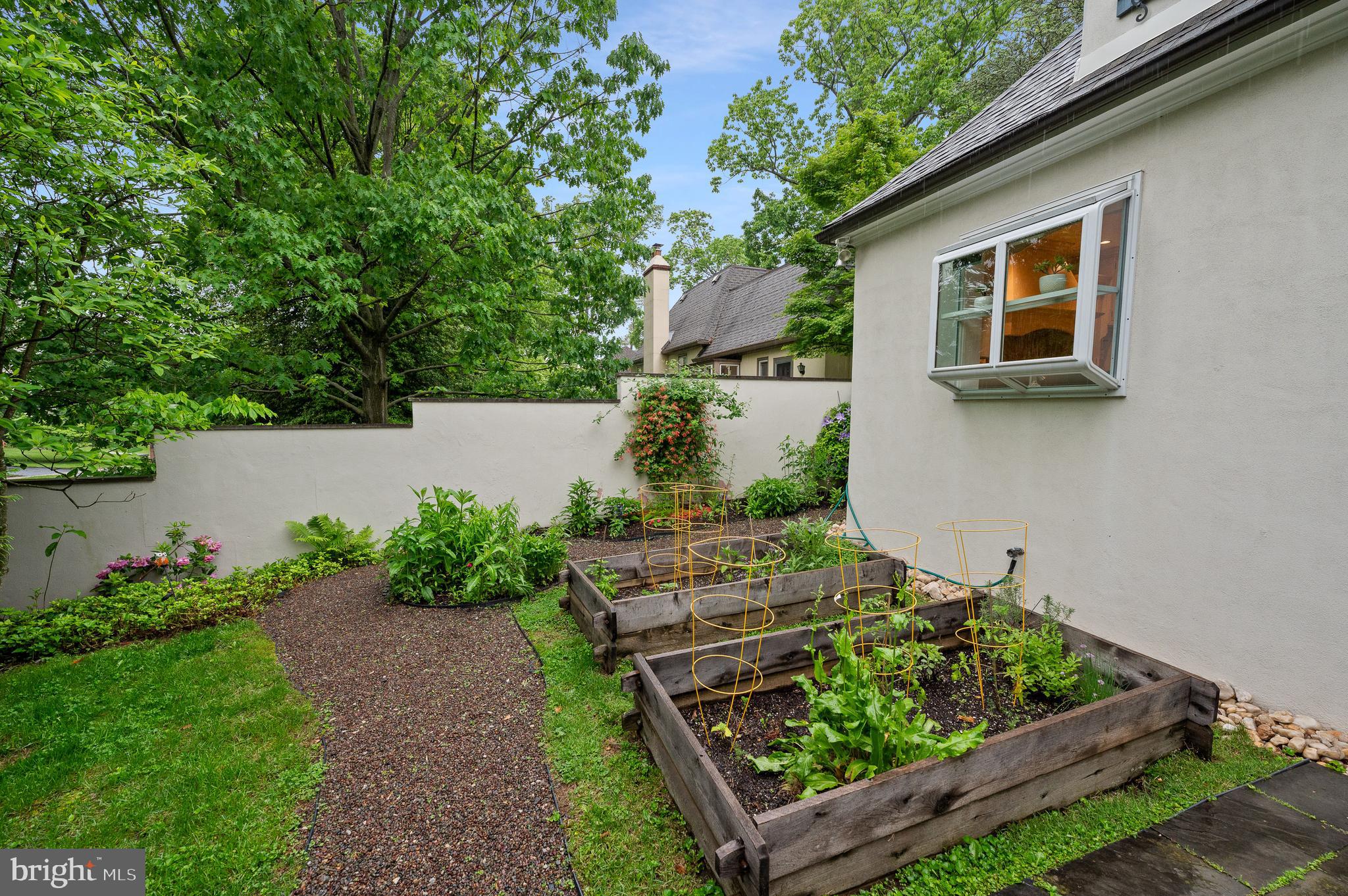MAISON PLACE - Residential