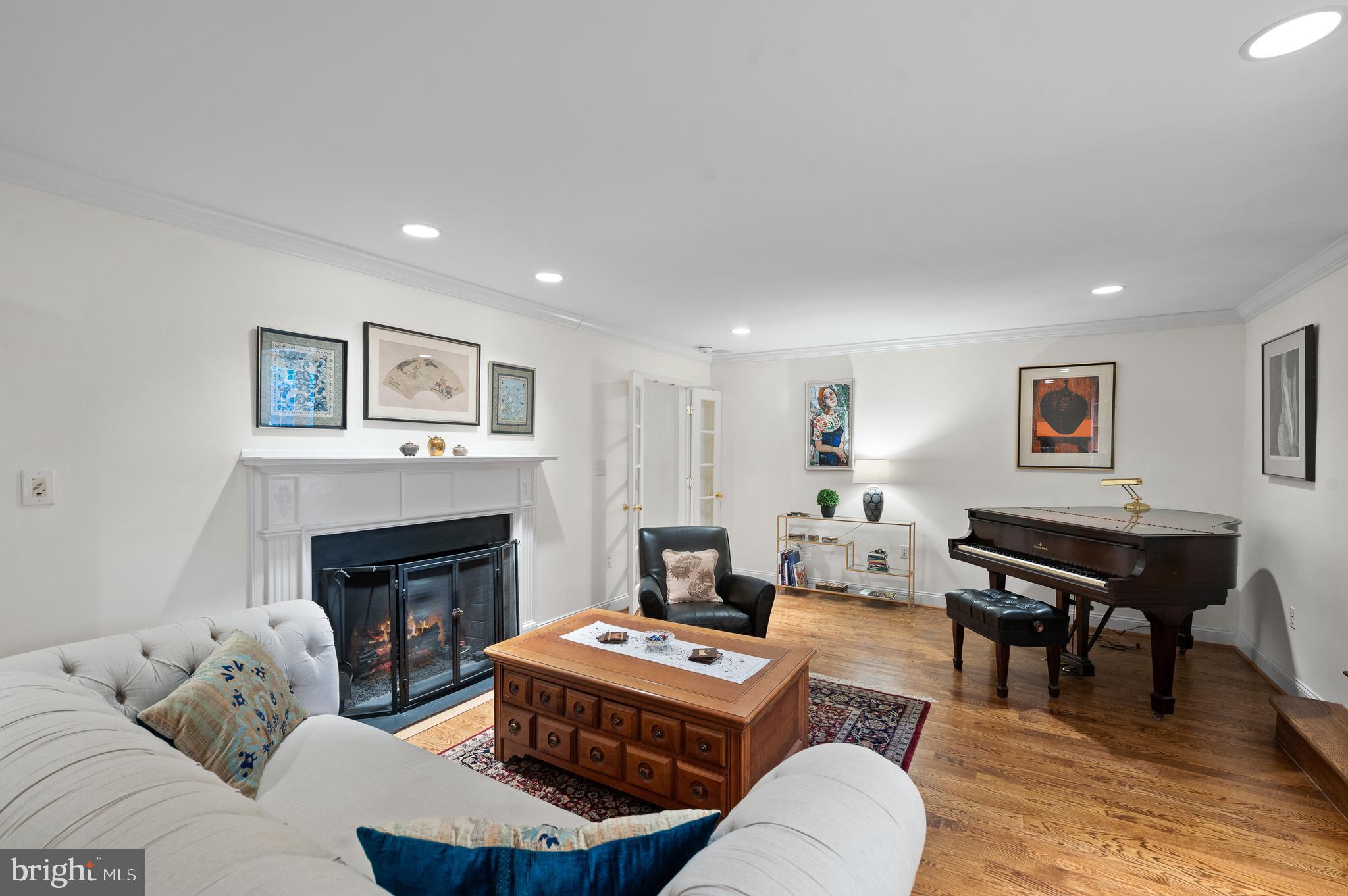 MAISON PLACE - Residential