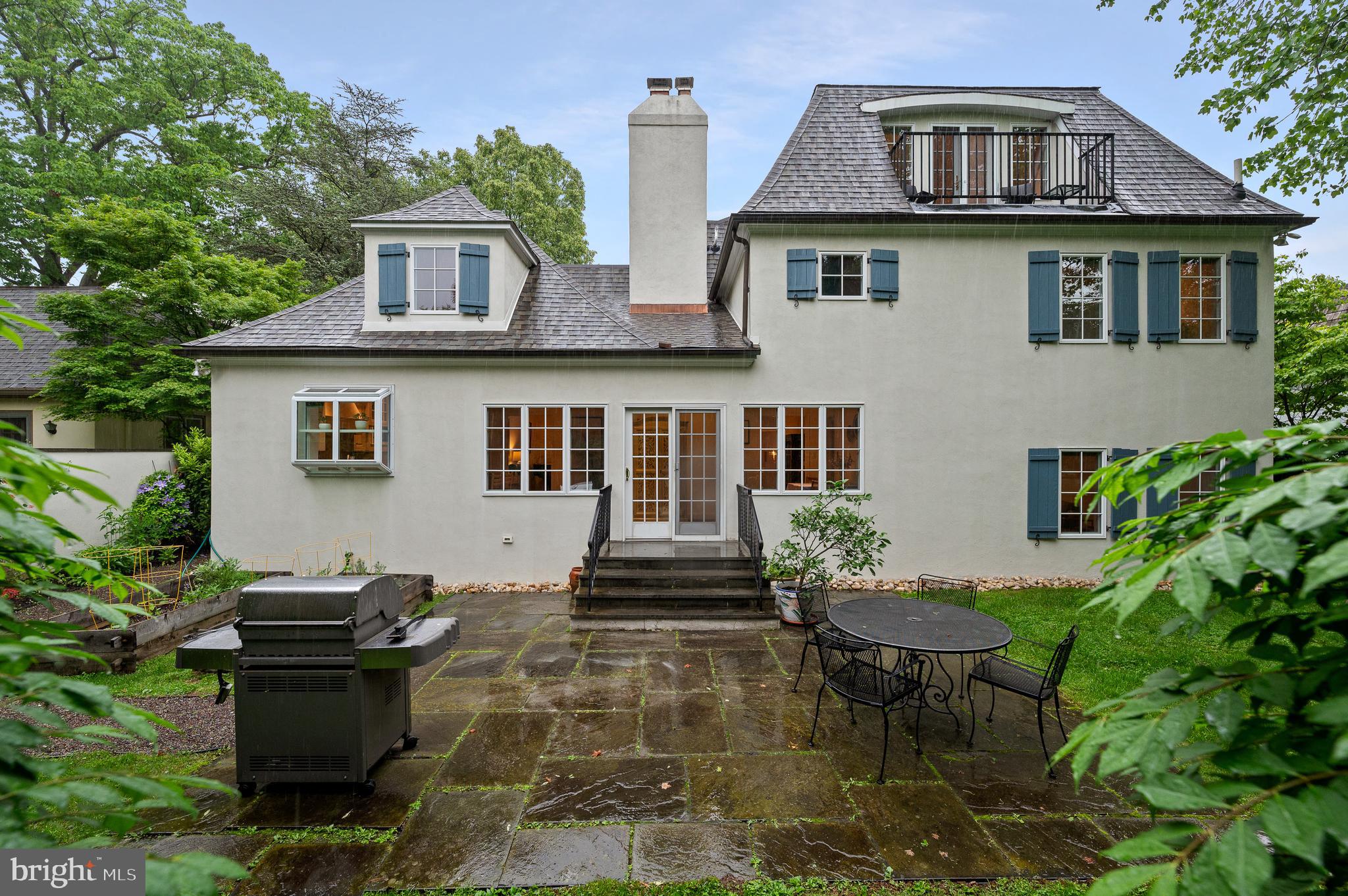 MAISON PLACE - Residential