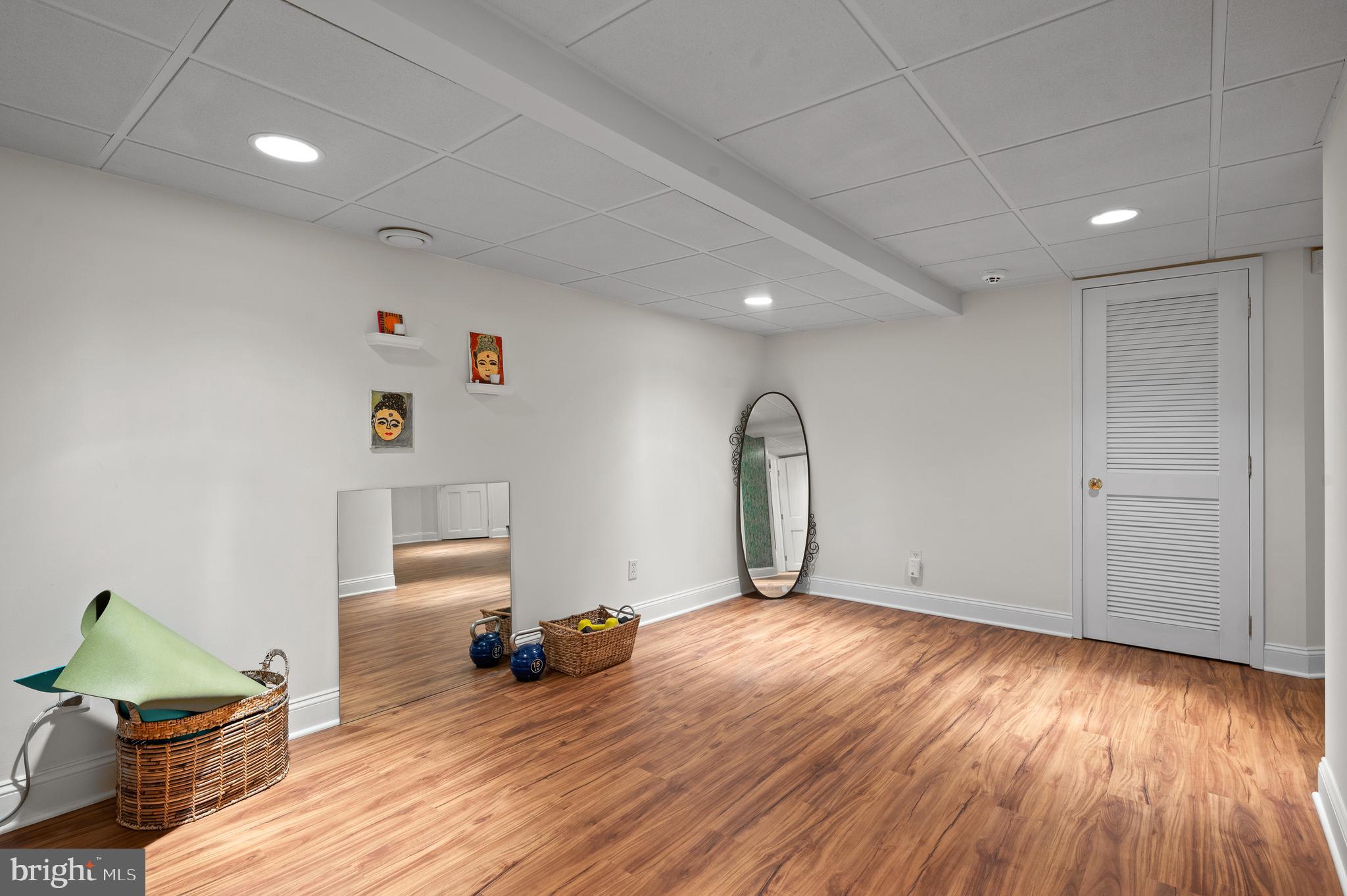MAISON PLACE - Residential