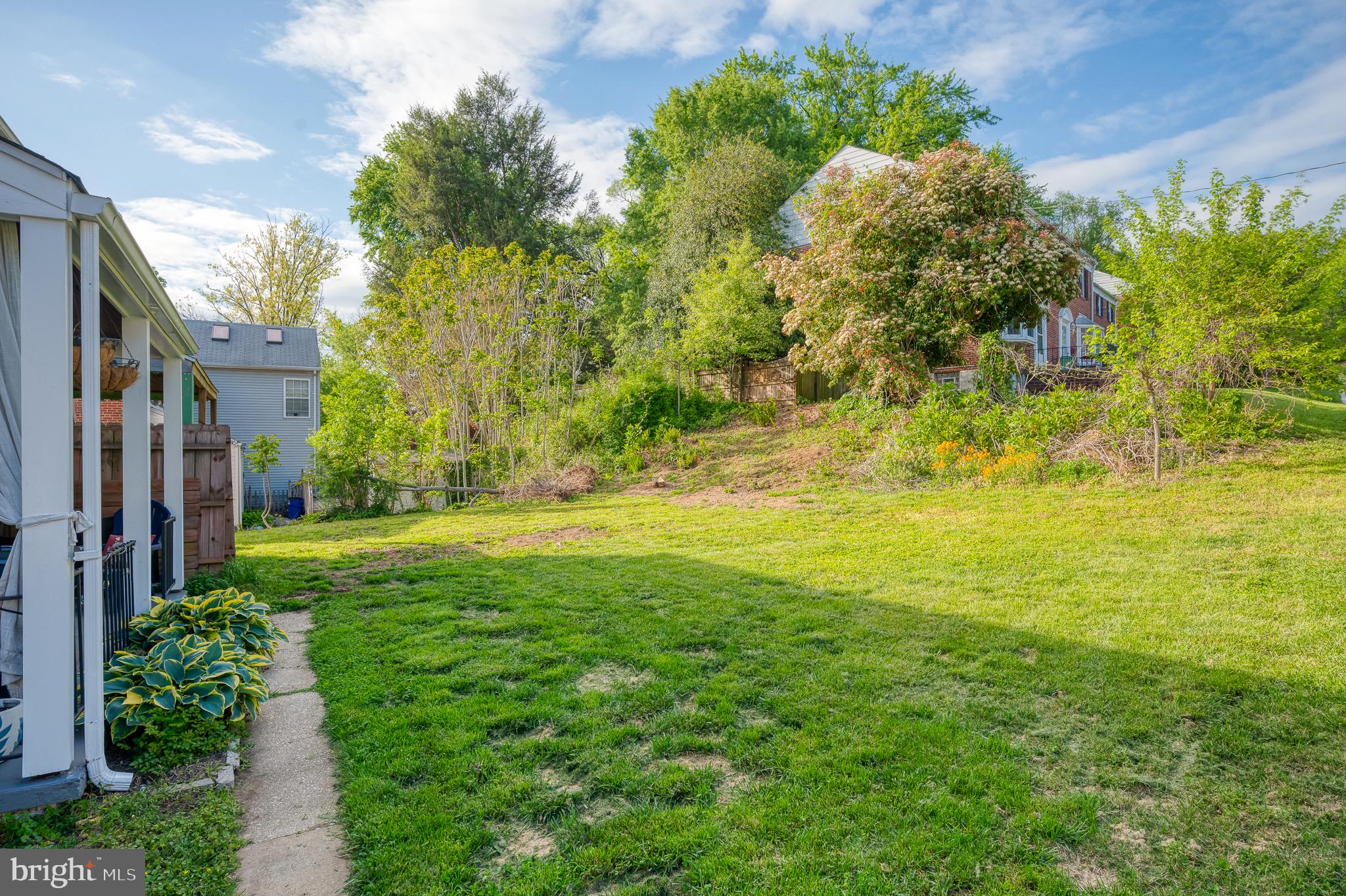 LOCH HILL - Residential