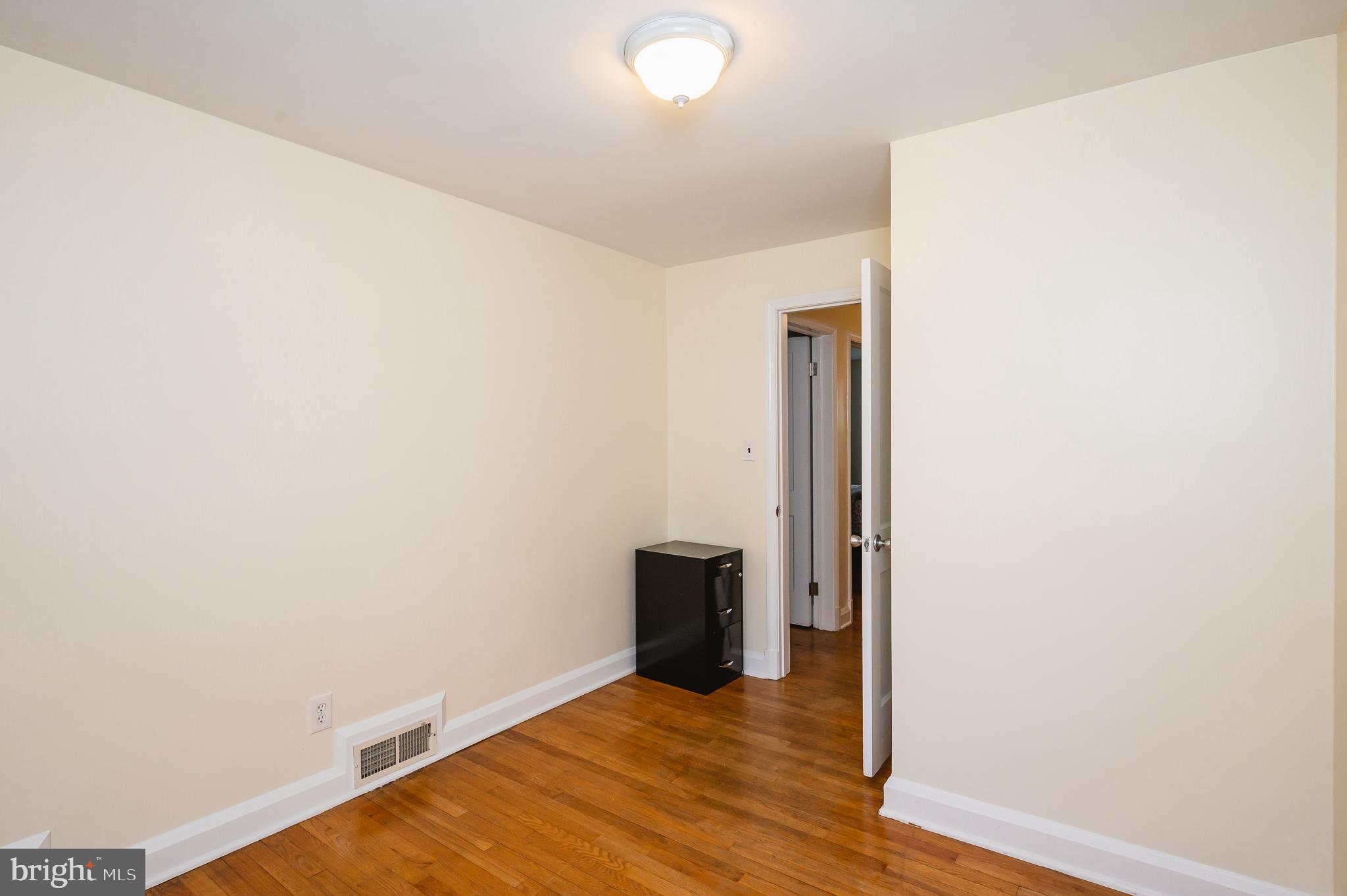 LOCH HILL - Residential