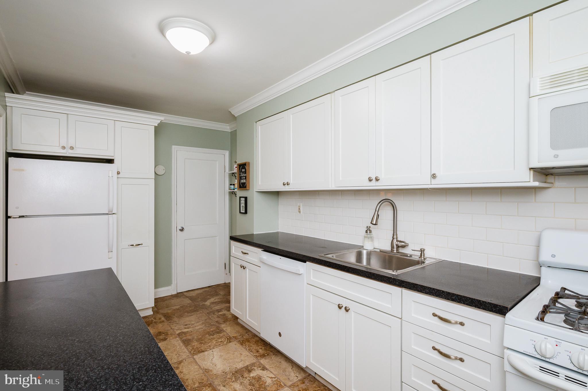 LOCH HILL - Residential