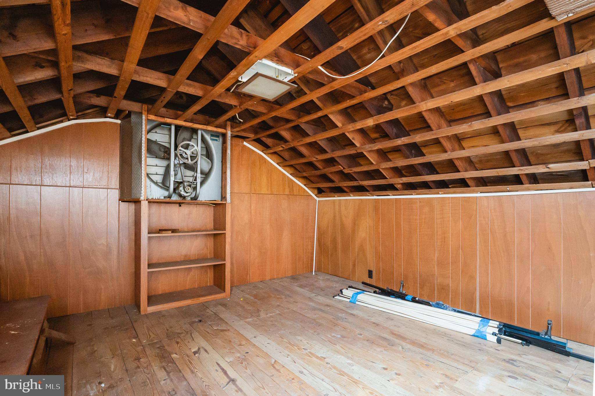 LOCH HILL - Residential