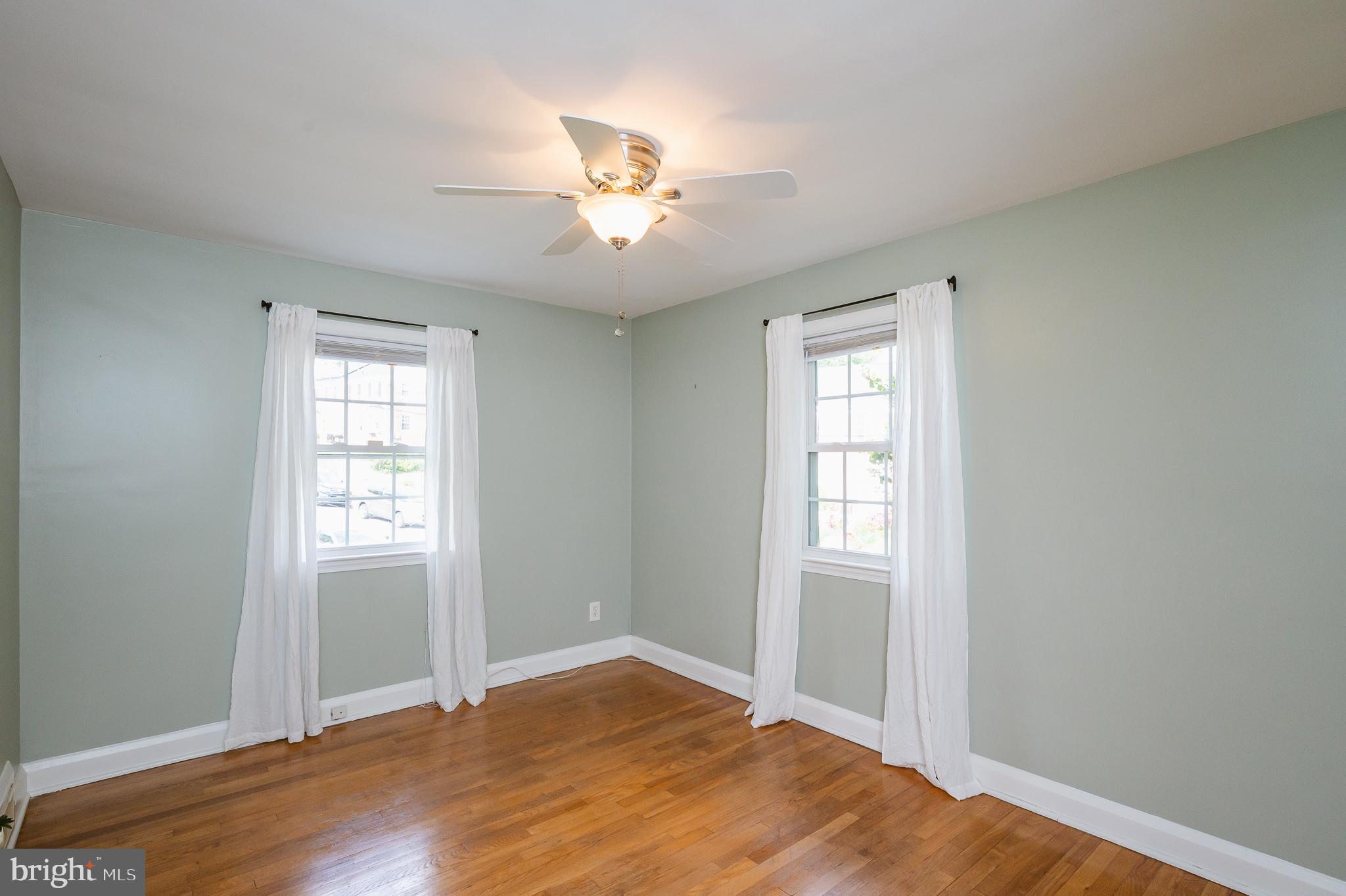 LOCH HILL - Residential