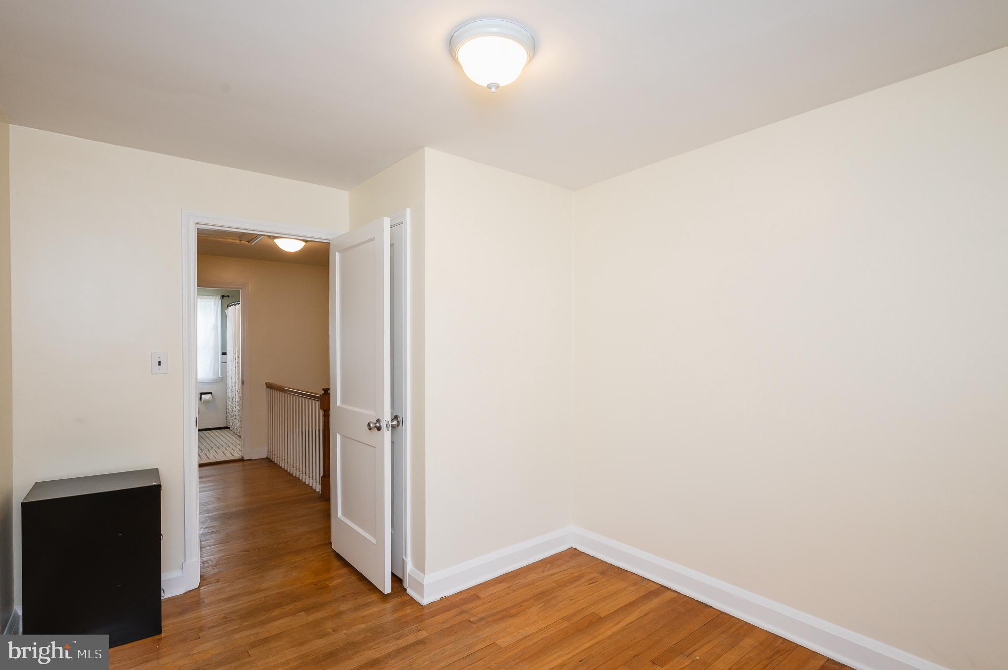 LOCH HILL - Residential