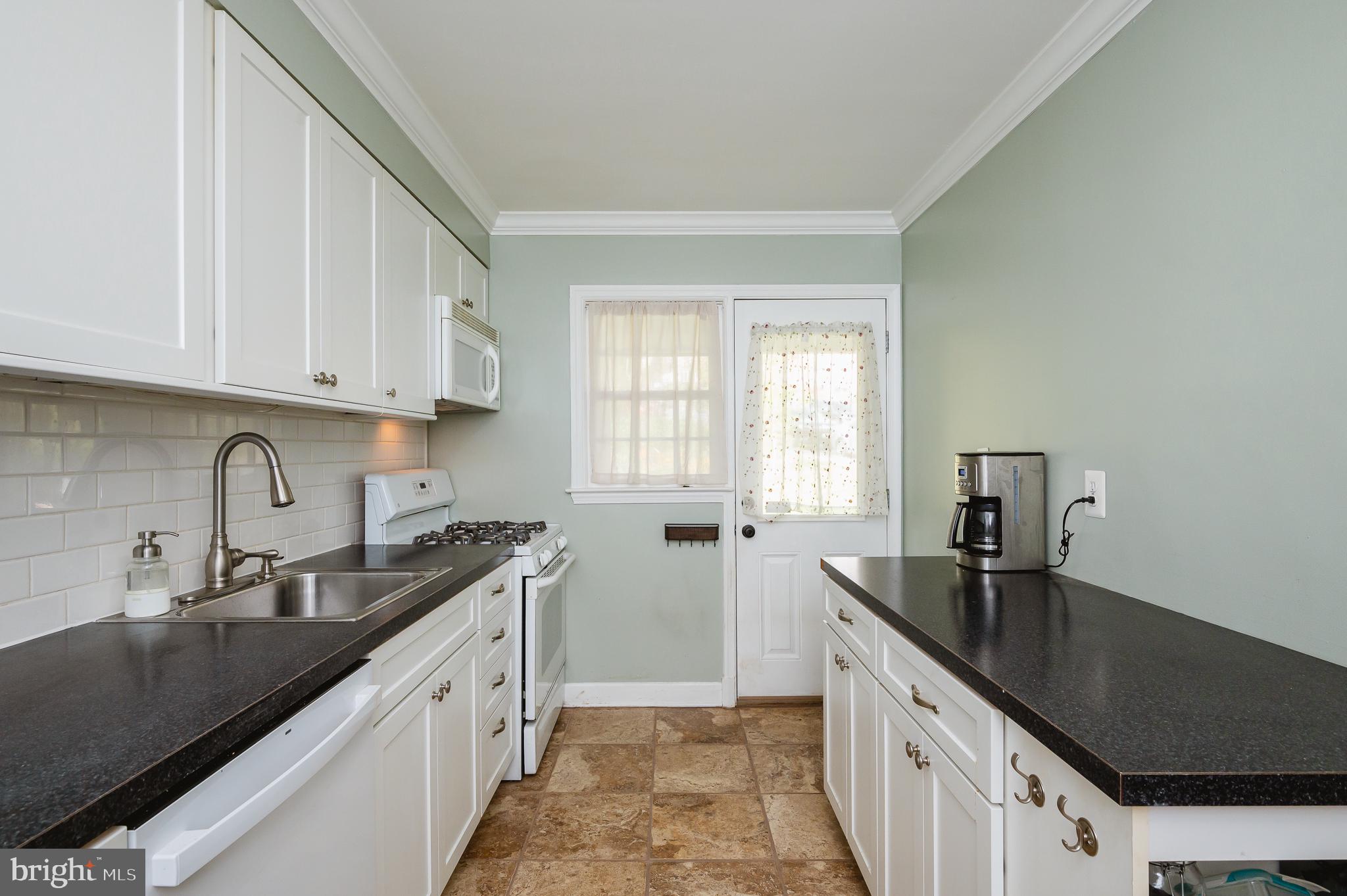 LOCH HILL - Residential