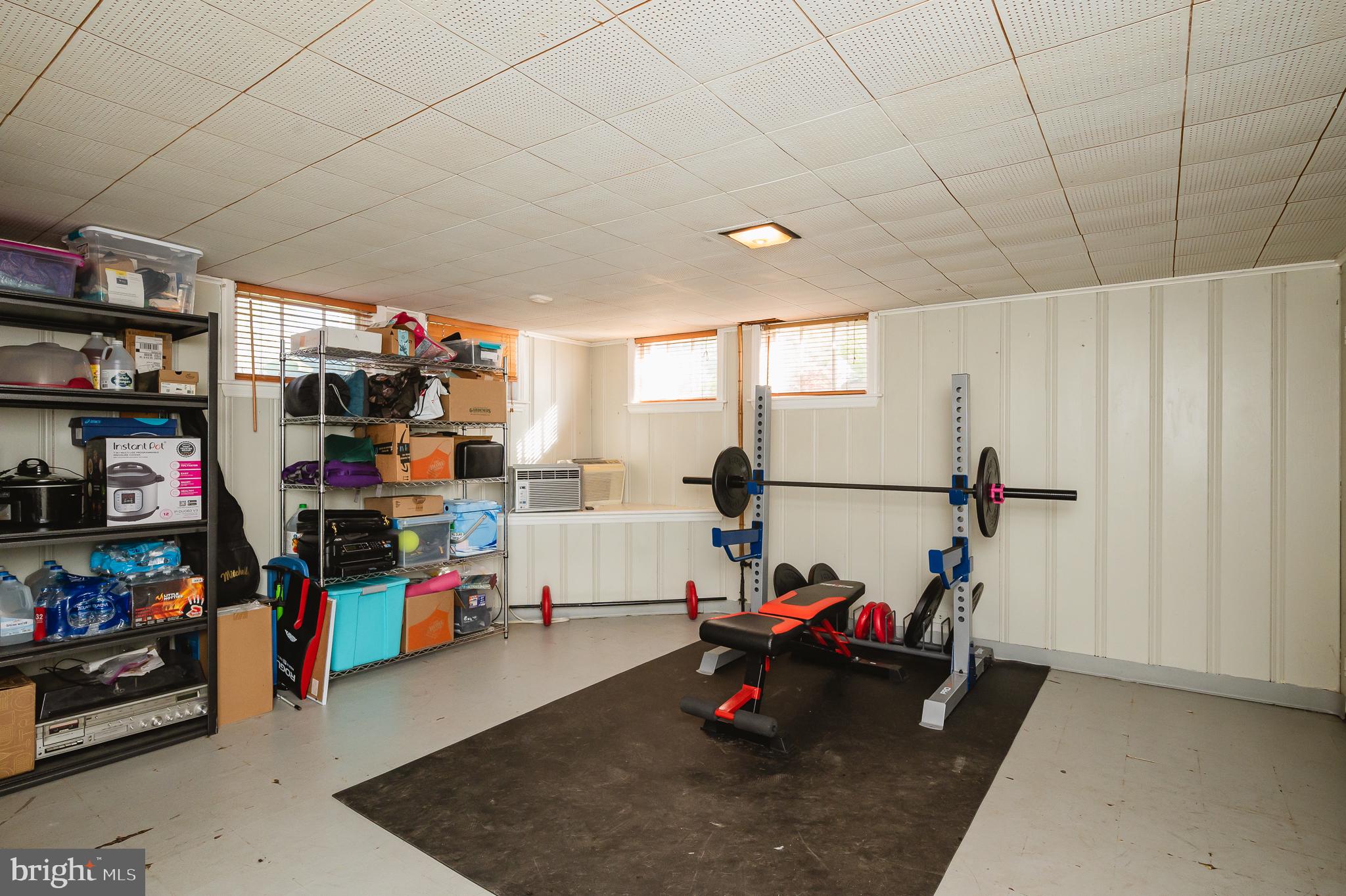 LOCH HILL - Residential