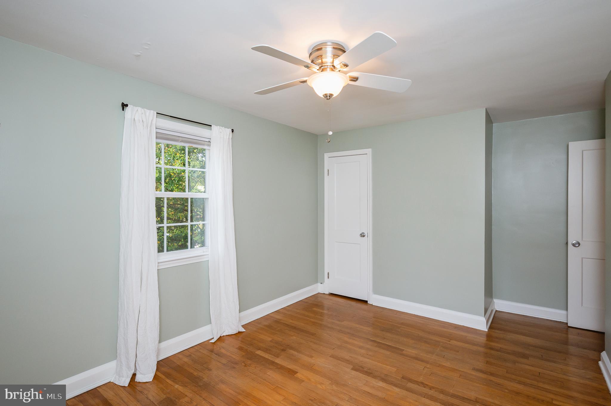 LOCH HILL - Residential