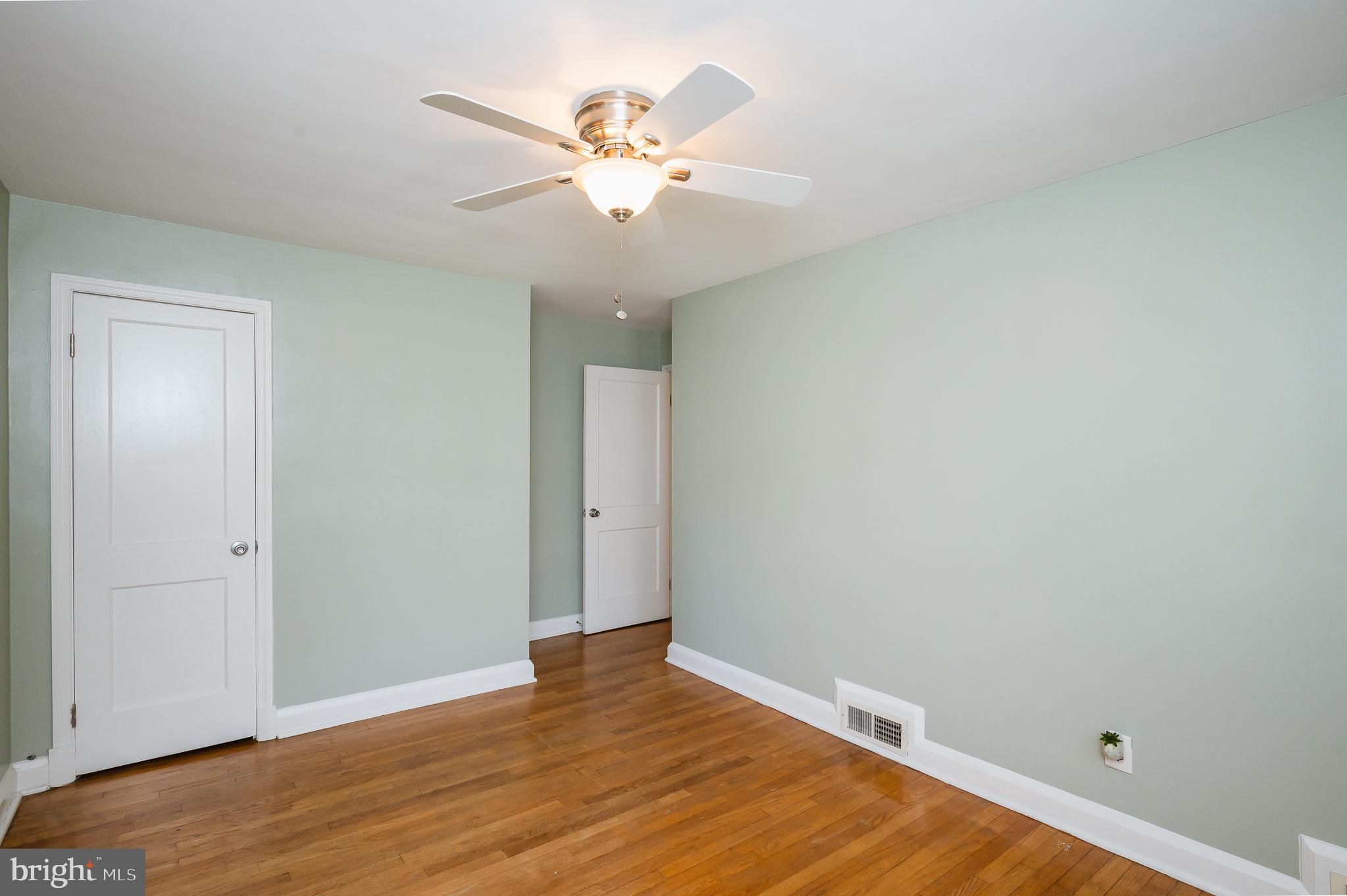 LOCH HILL - Residential