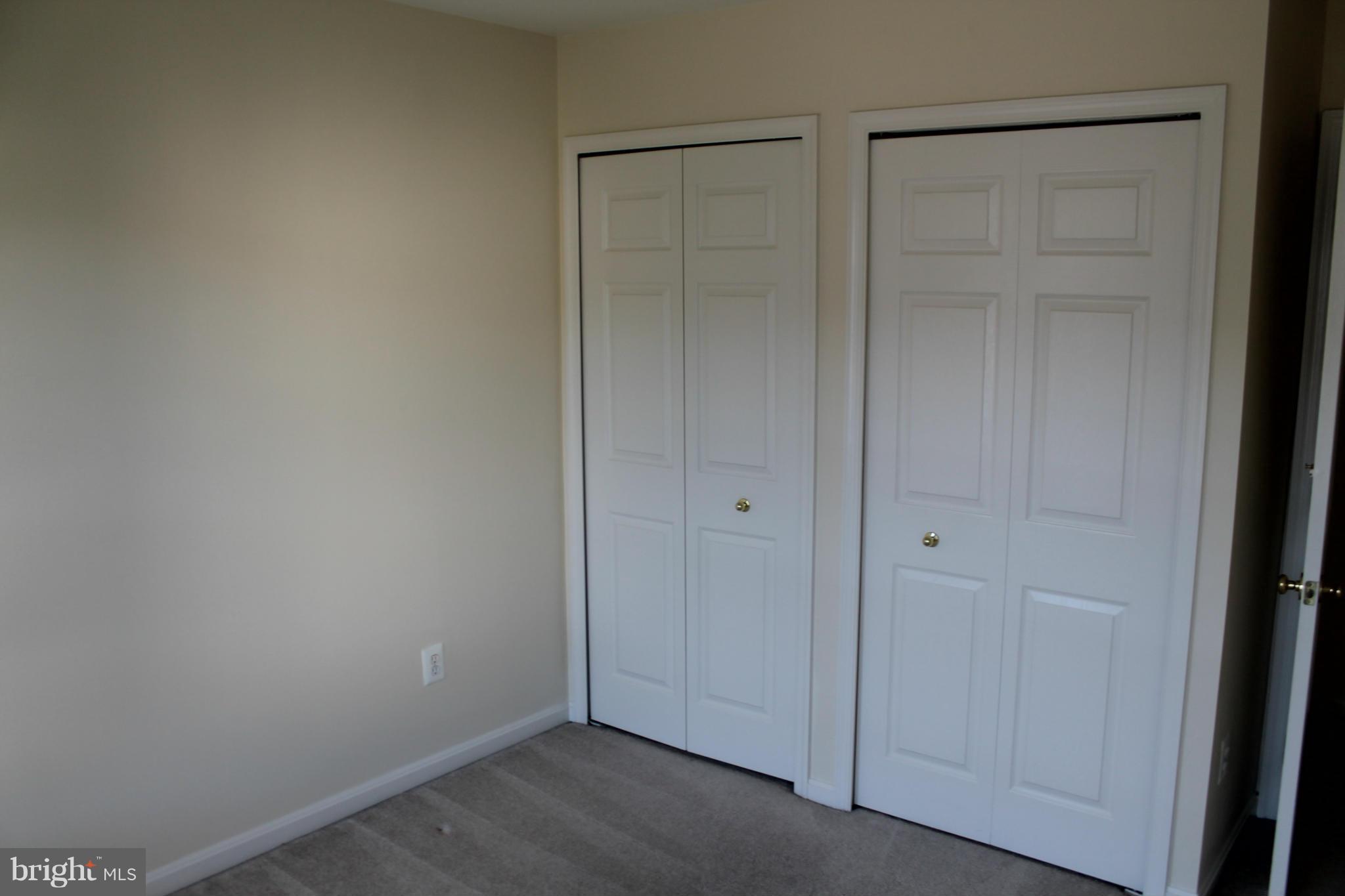 POTOMAC LAKES - Residential Lease