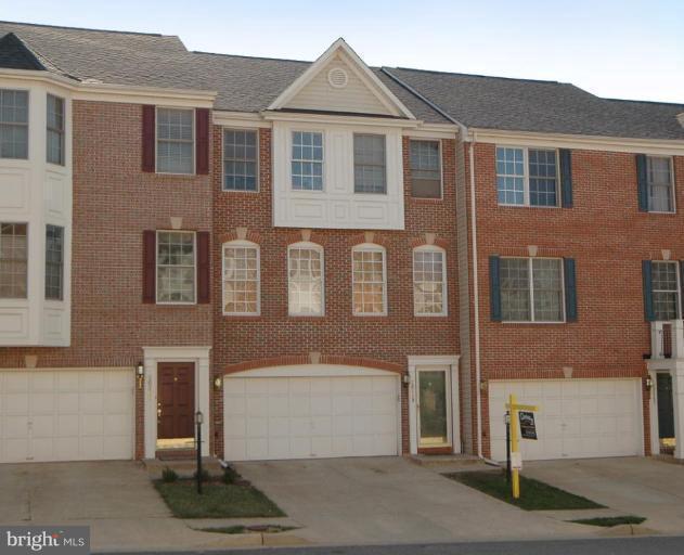 POTOMAC LAKES - Residential Lease