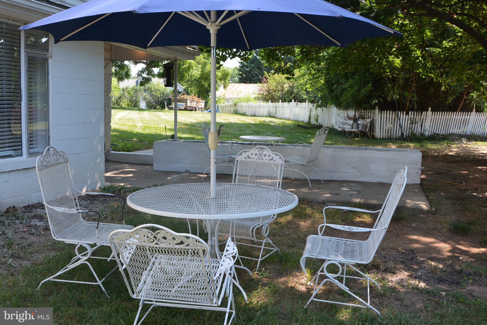 DEERFIELD - Residential Lease