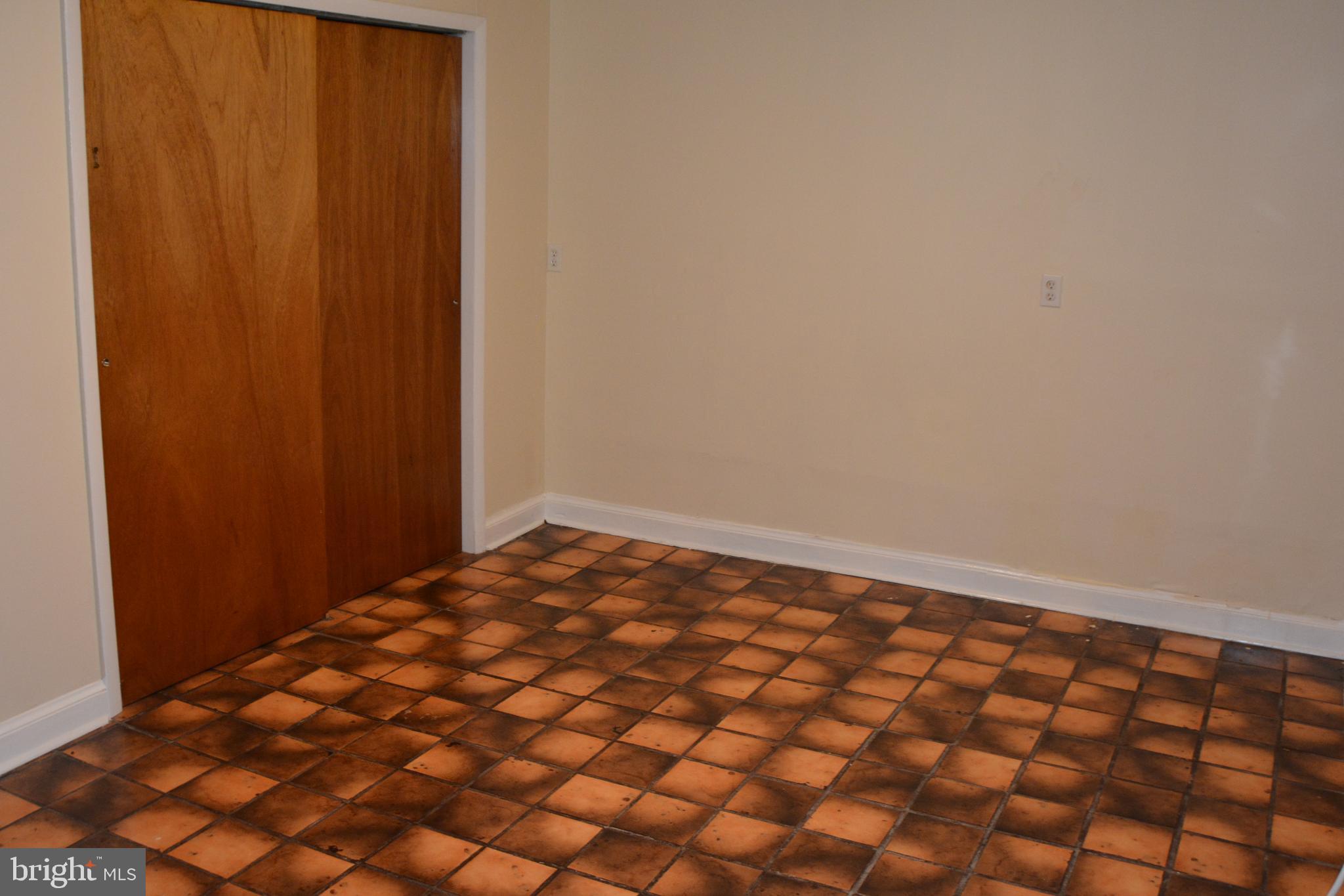 DEERFIELD - Residential Lease