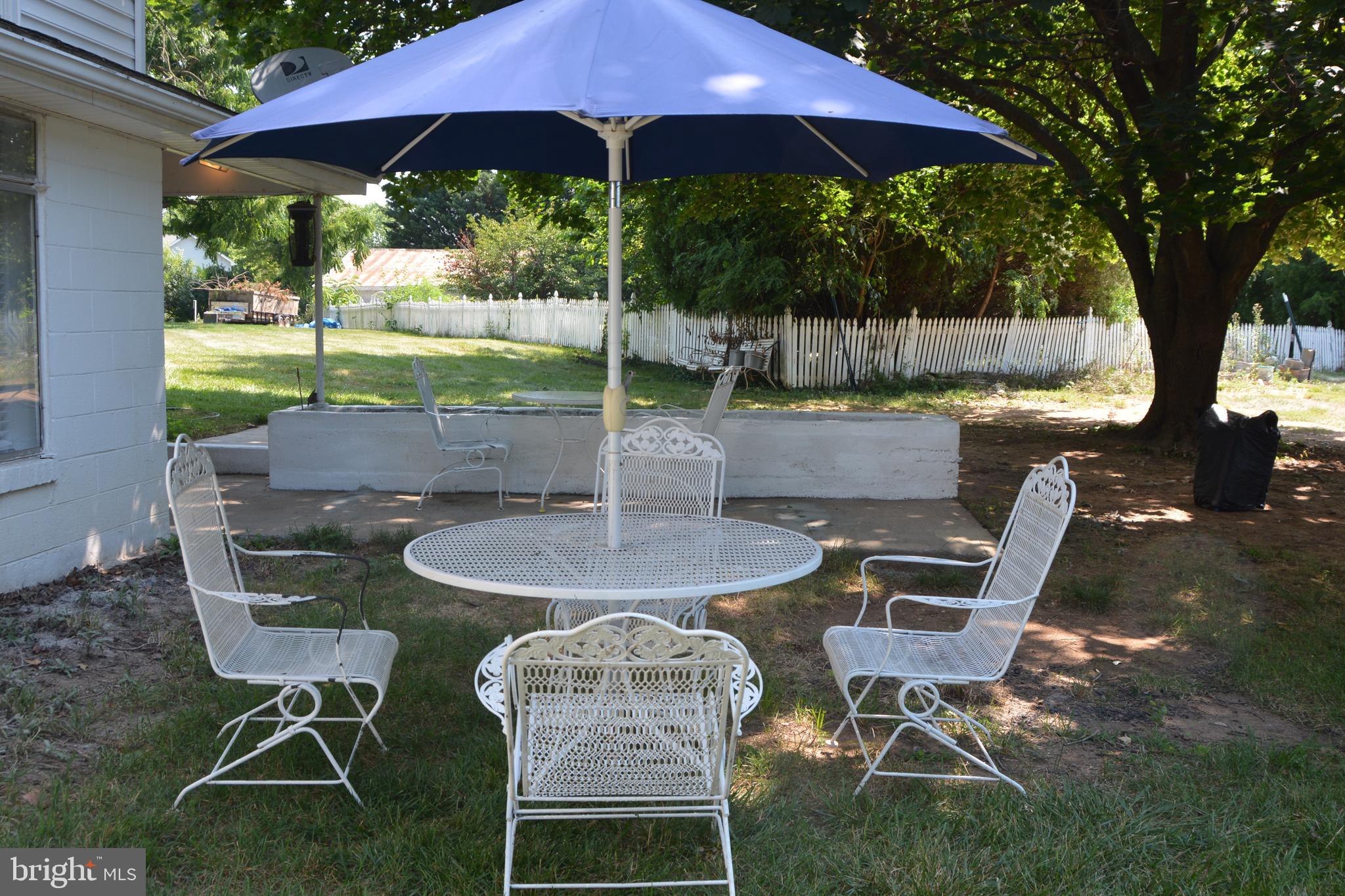 DEERFIELD - Residential Lease