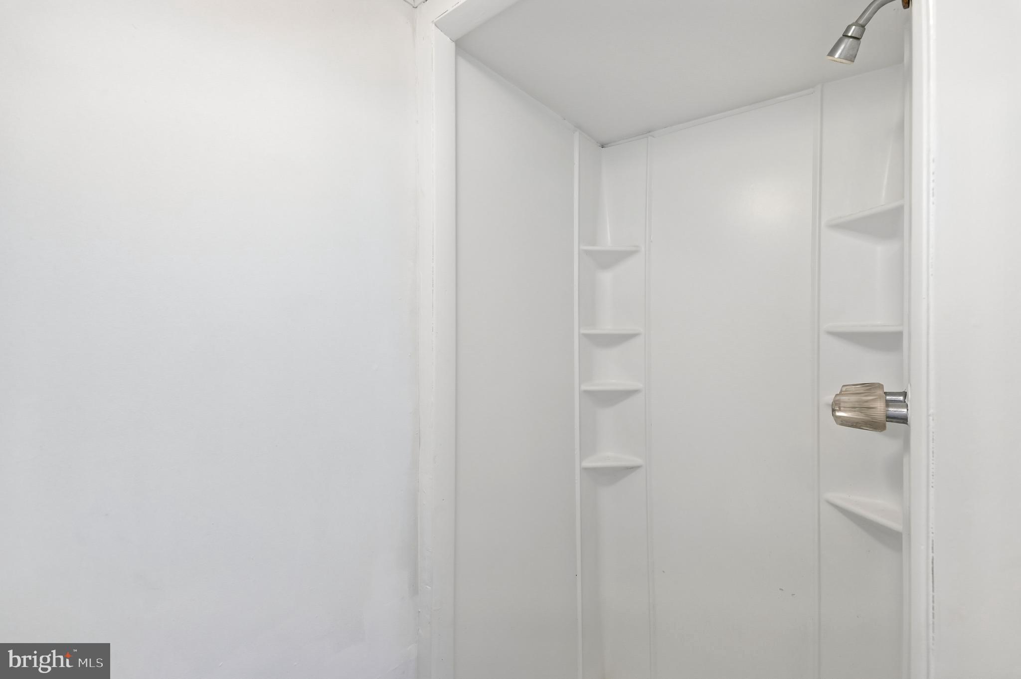 GREEKTOWN - Residential