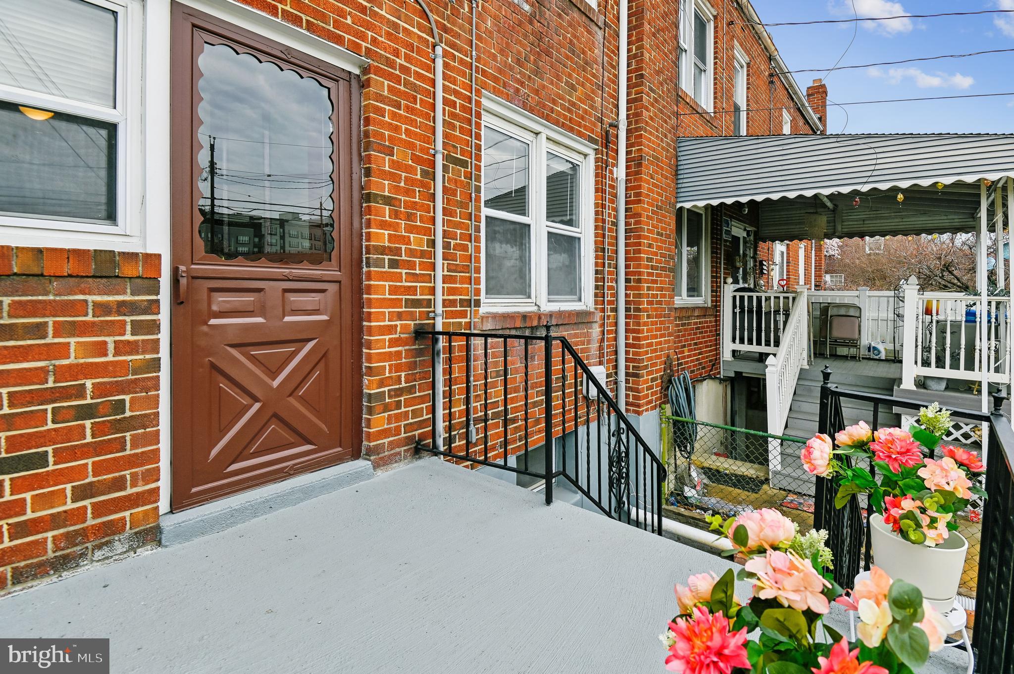 GREEKTOWN - Residential