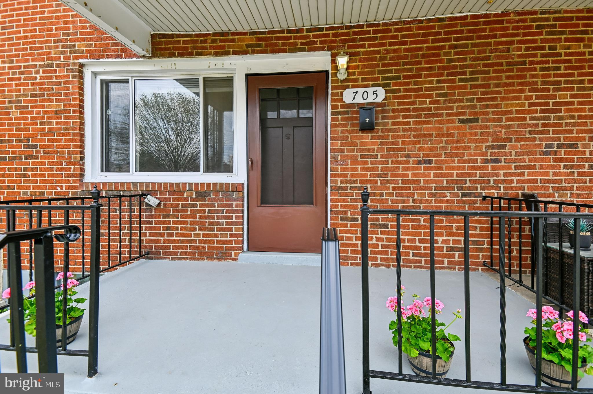 GREEKTOWN - Residential